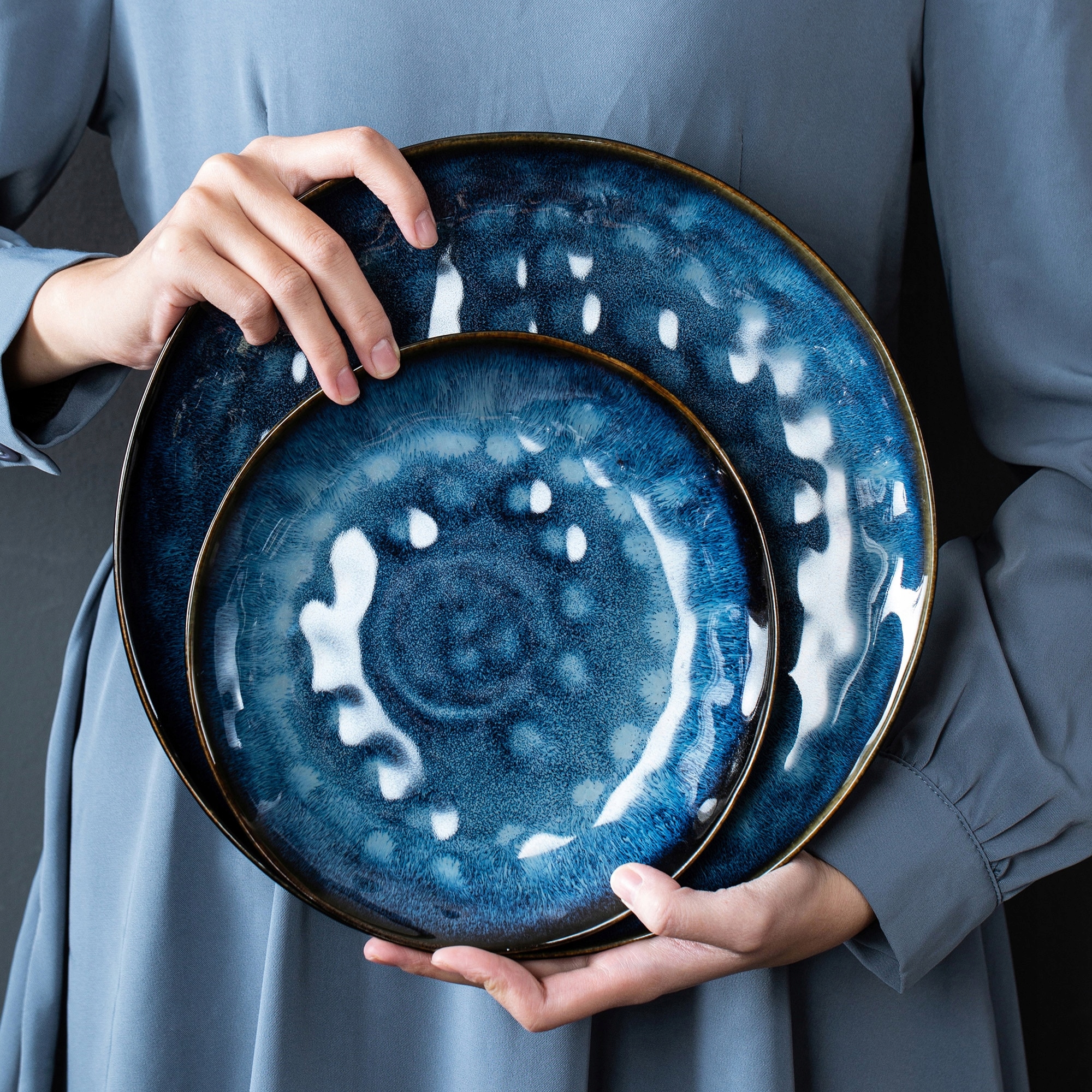 SERWIS OBIADOWY CERAMIKA VANCASSO DLA 4 osób 12 el KAMIONKA PREZENT ŚWIĘTA Marka Vancasso