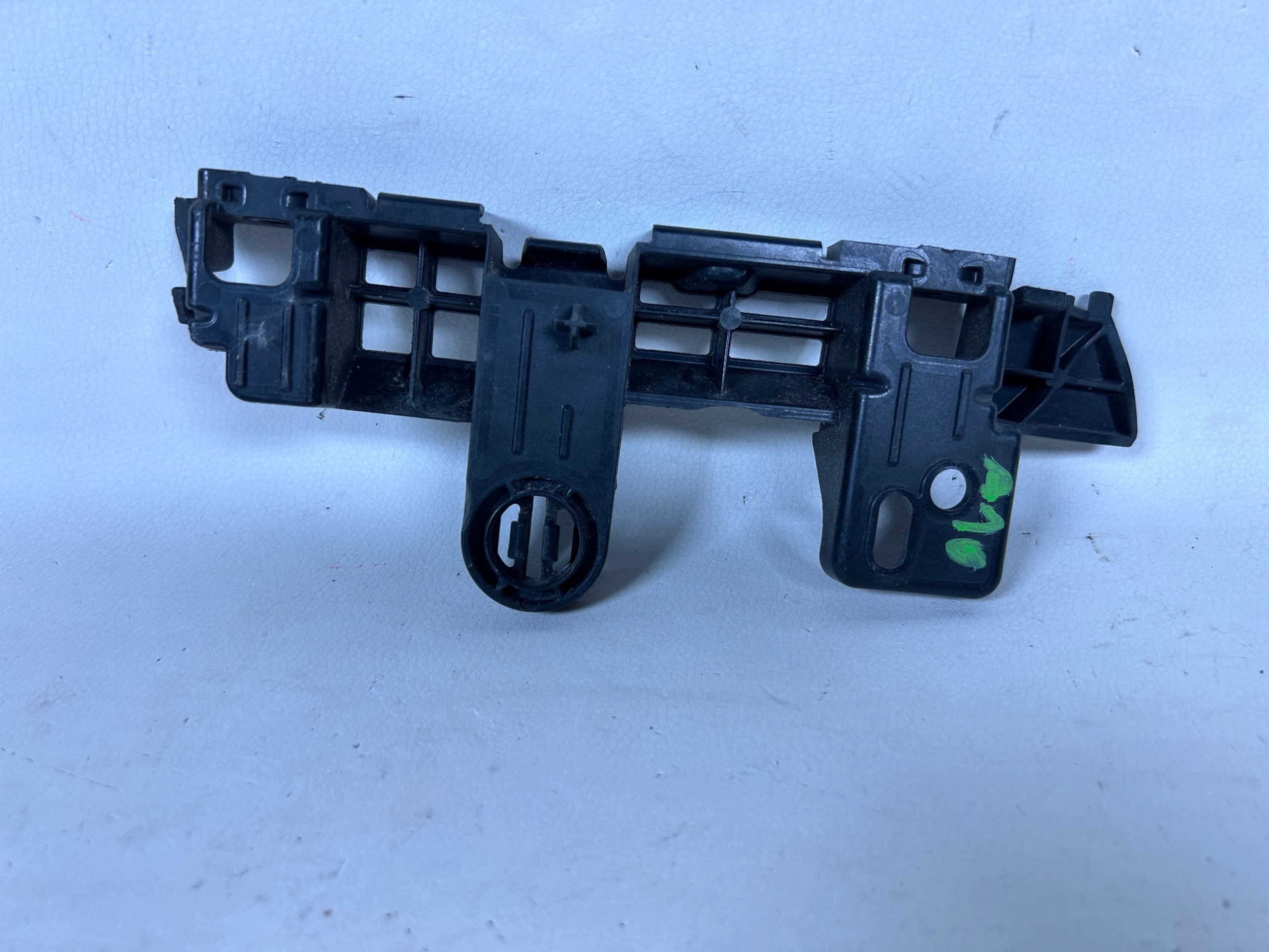 OPEL Adam Console Pare choc Avant Gauche 13355306
