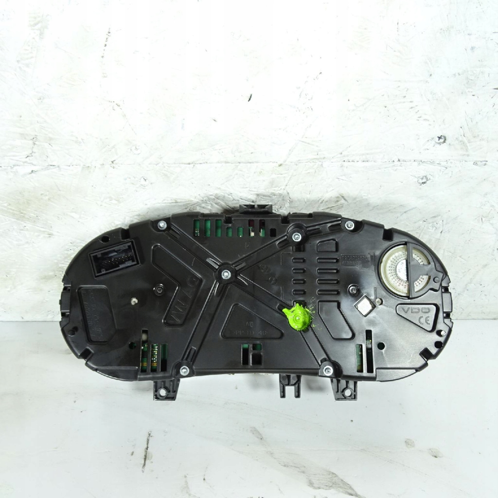 SKODA FABIA III 3 1.4TDI dials 6V0920731A