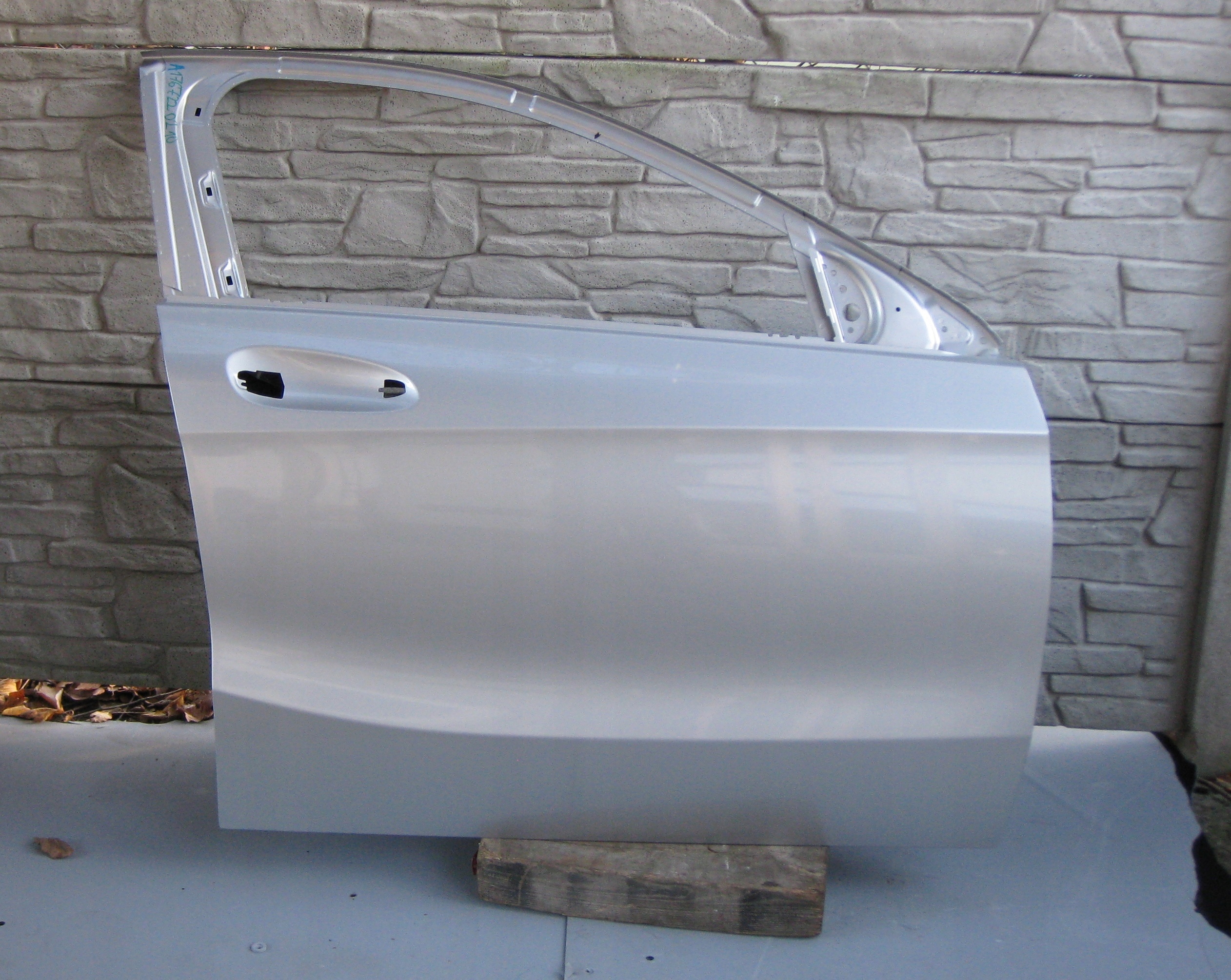 MERCEDES A-KLASA W176 2011- 2019 door front right front A1767220210