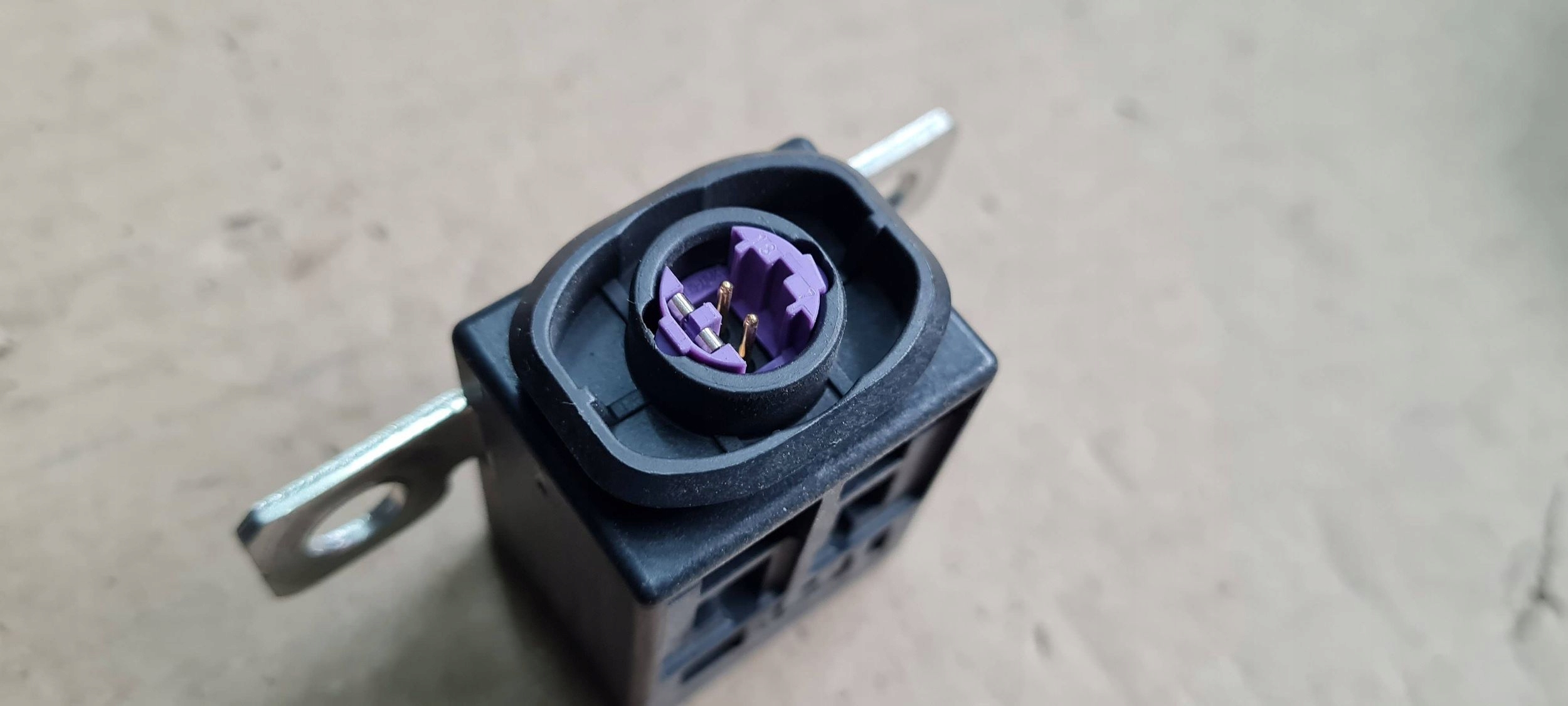 A6 C7 4G Sicherungen PIROTECHNICZNY A4 B8 S4 A5 Q5 A7 4G 4F0915519