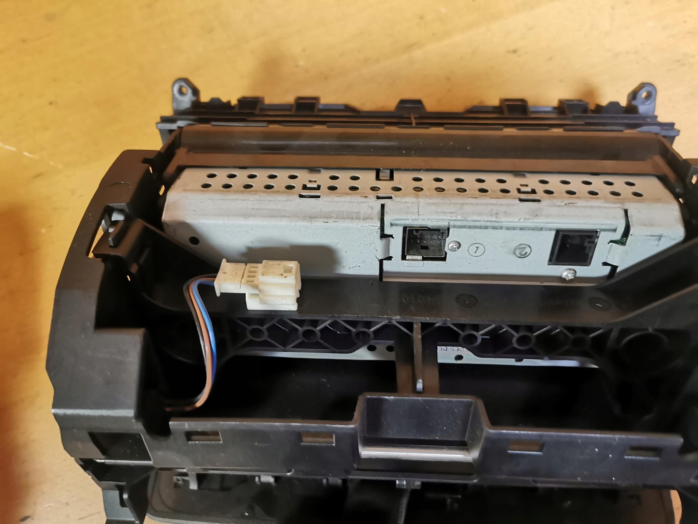 display navigation devices MERCEDES C-KLASA W204 07-14