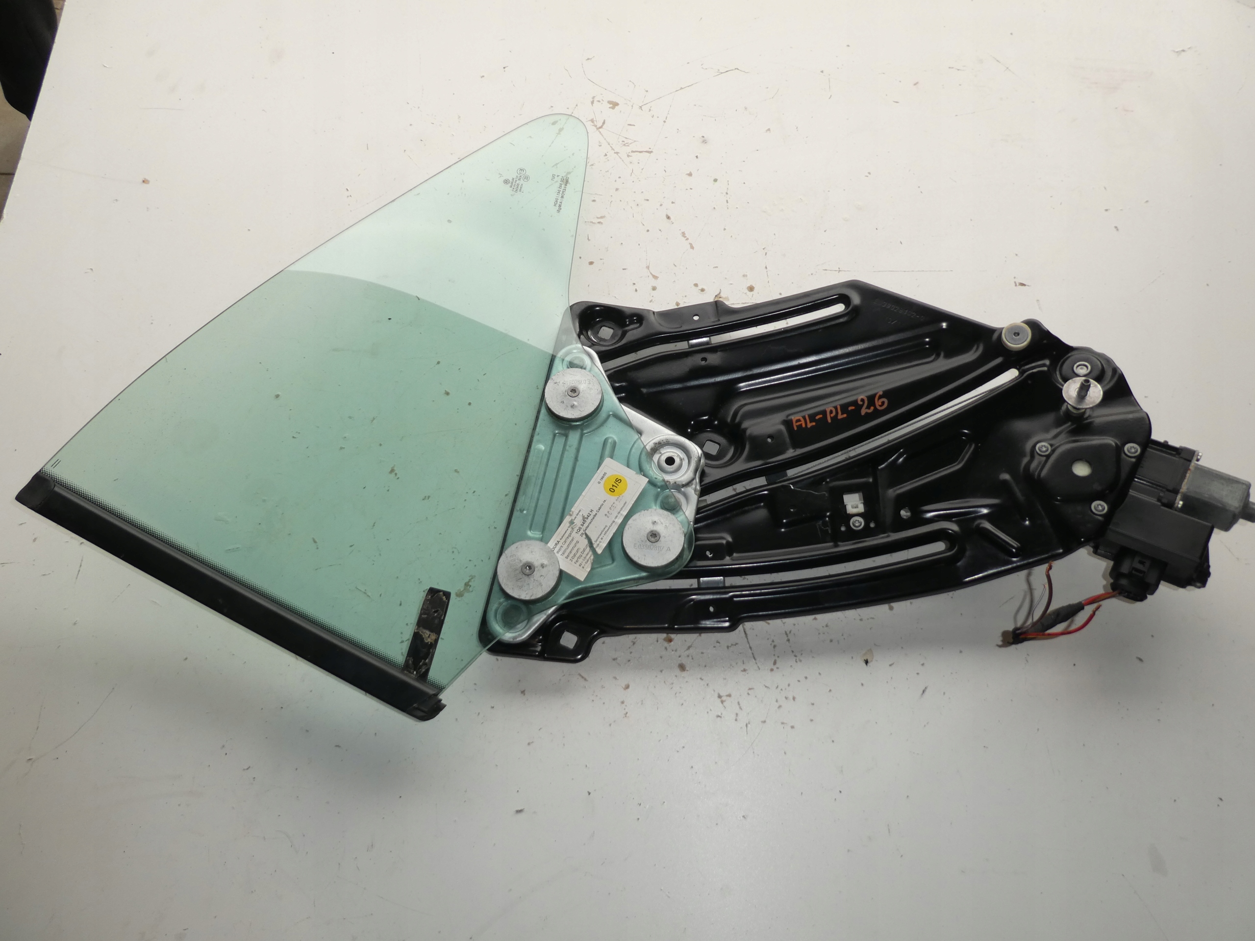 VW EOS window side right + mechanism 1Q0845042H