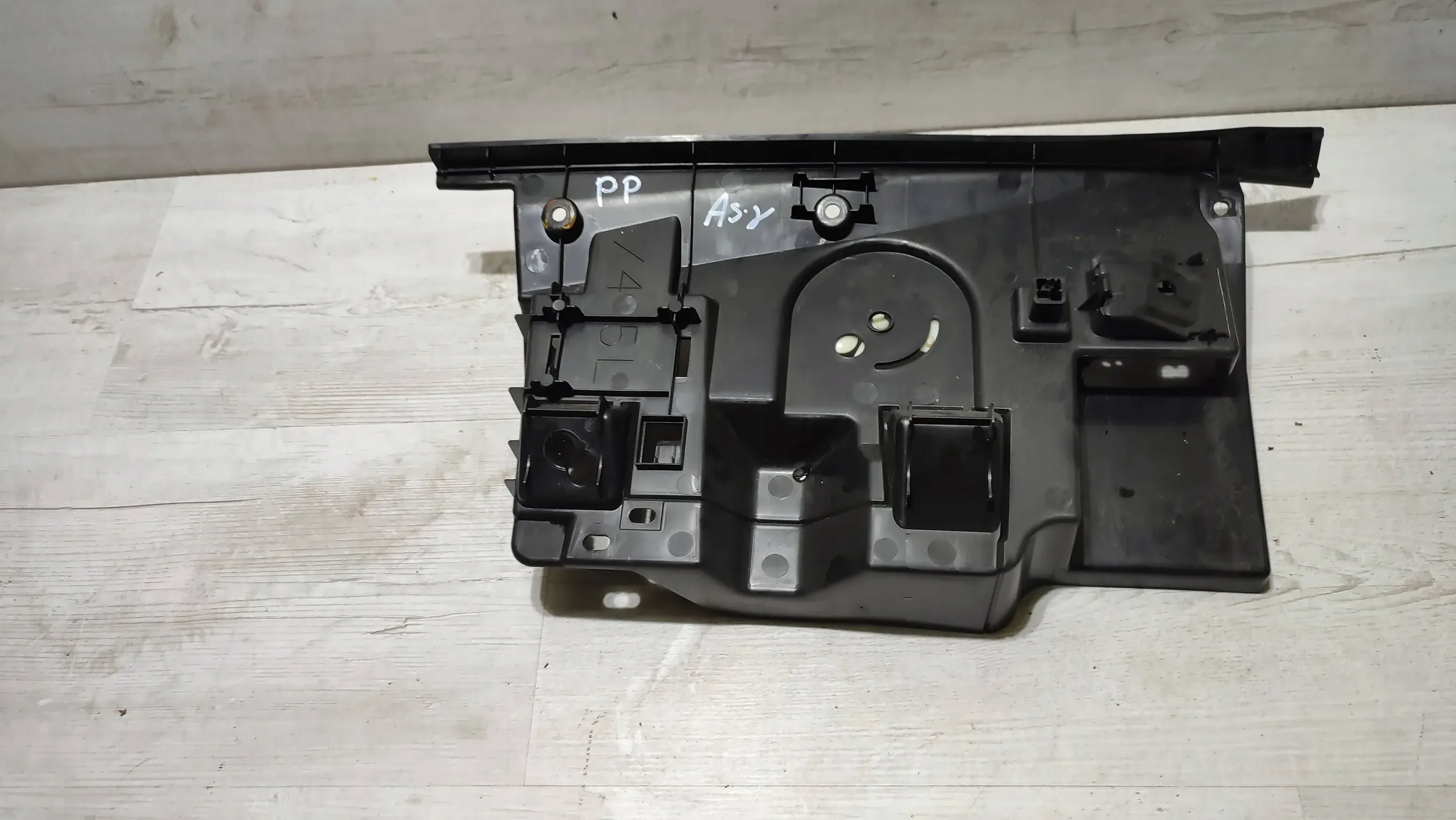 Mitsubishi ASX 18r. 1.6DiD Element du tableau de bord rozdzielczej dol