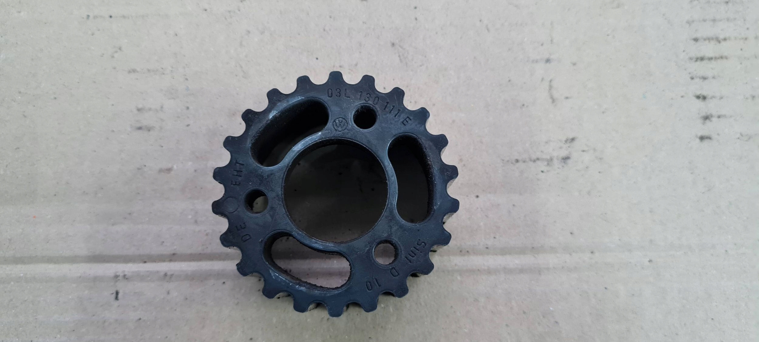 Q5 8R roue ZEBATE 03L130111E A4 B8 A5 A6