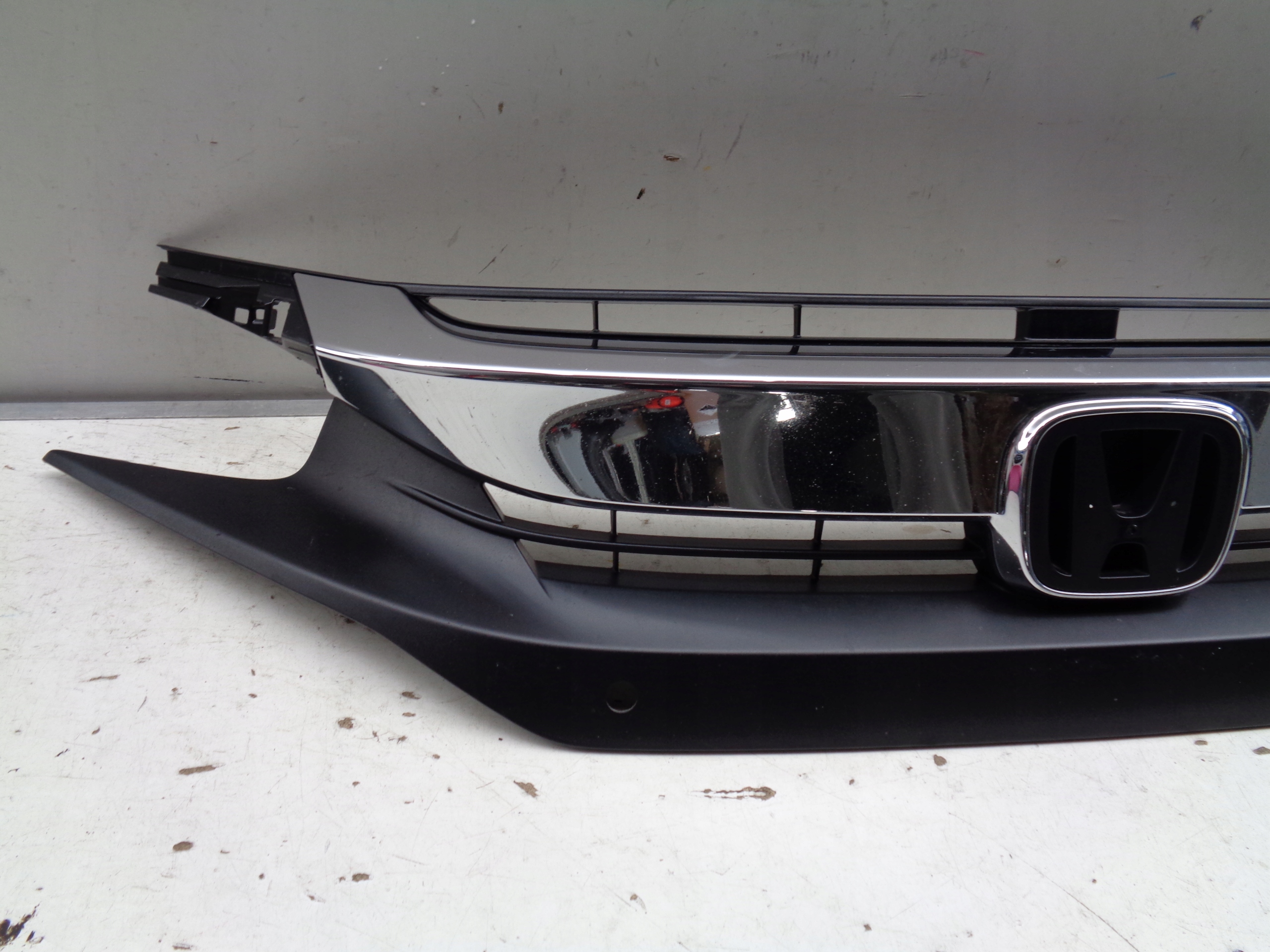 Grille HONDA CIVIC X 17