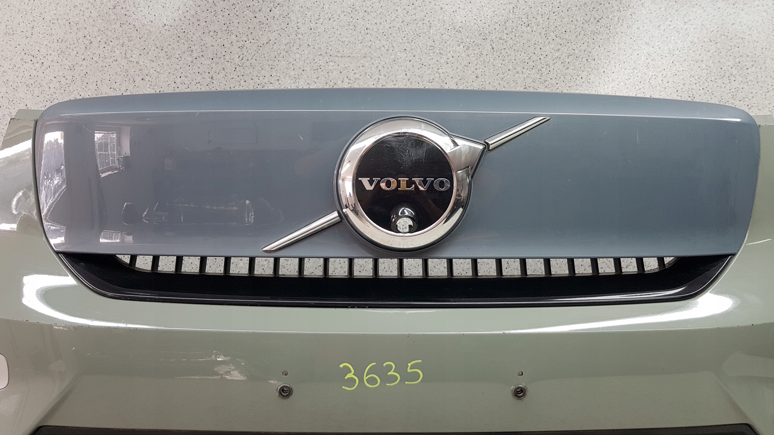 VOLVO XC40 XC 40 C40 C 40 RECHARGE LIFT bumper front 3635