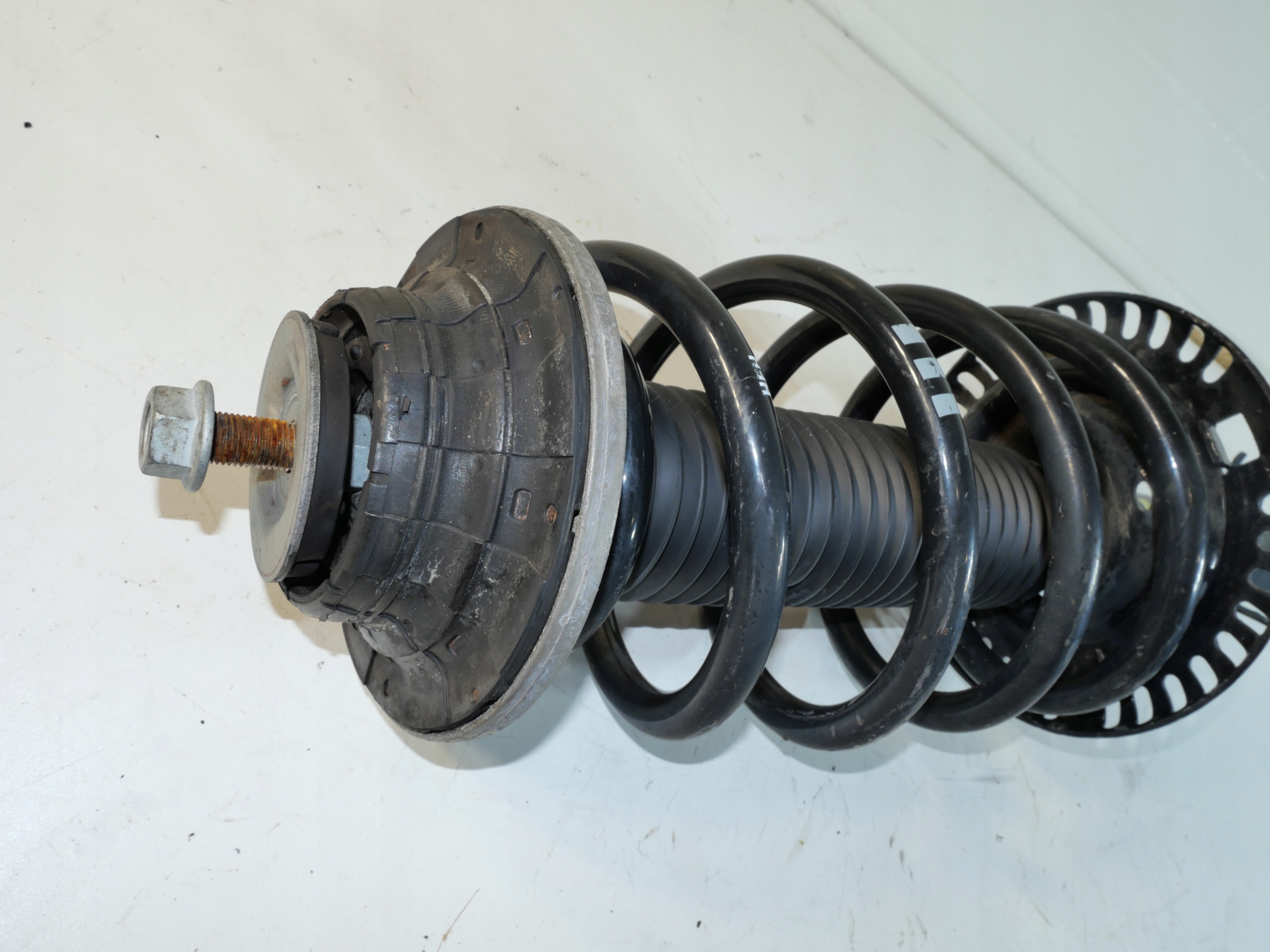 shock absorber front VW TRANSPORTER T5 FL T6 7E5413031C