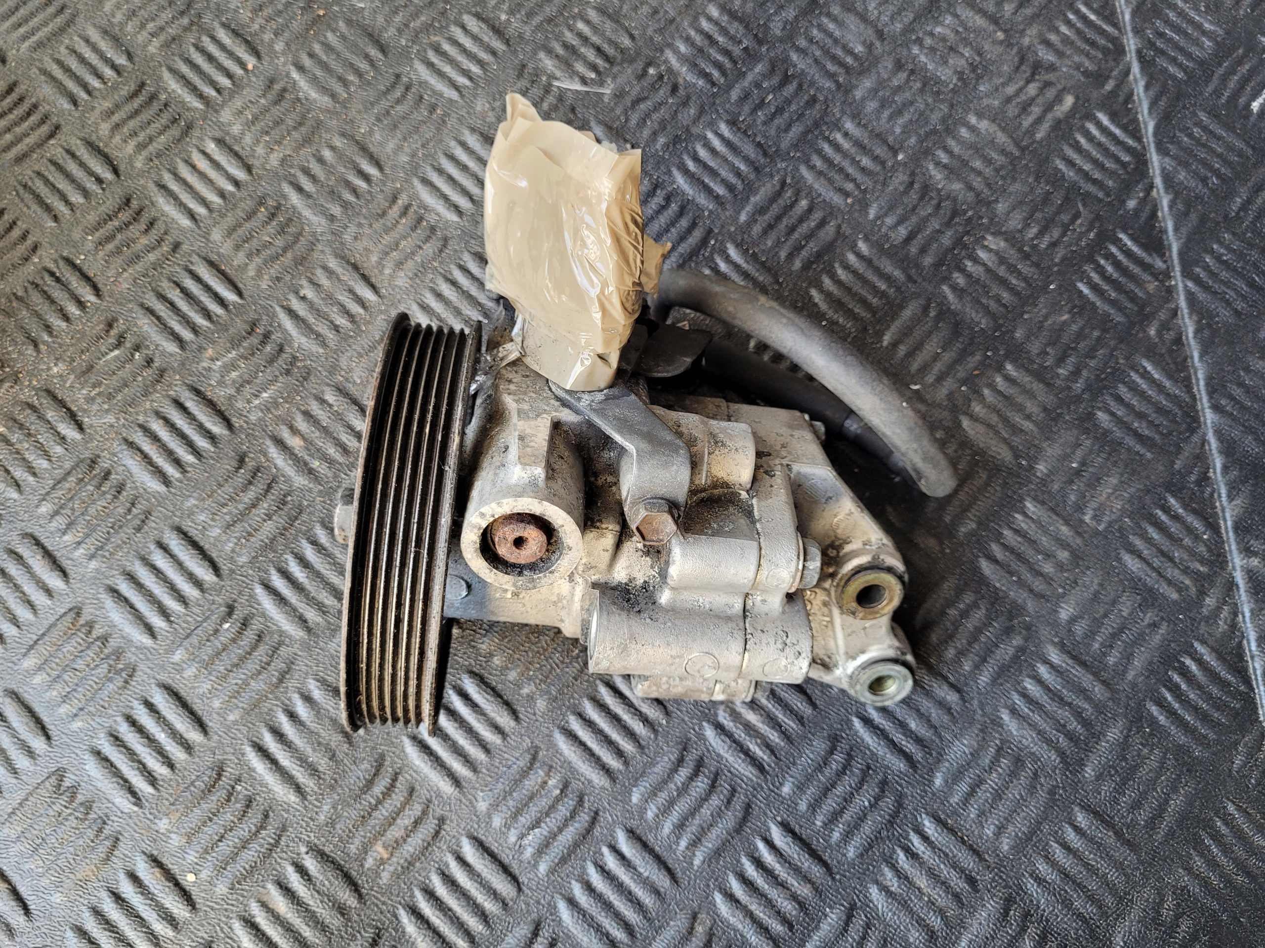 насос гур lexus SC II 430 SC430 4.3