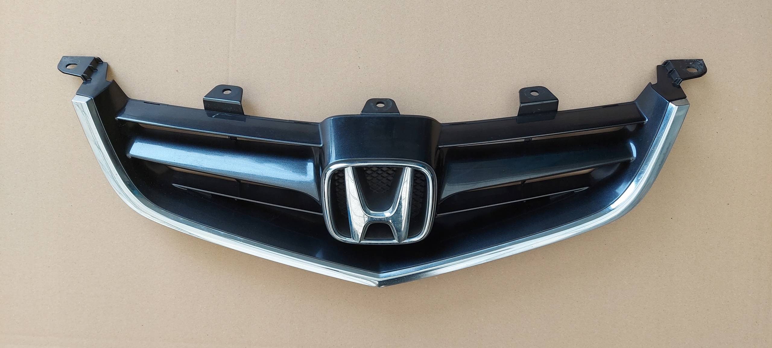 Grille HONDA ACCORD VII 02-06