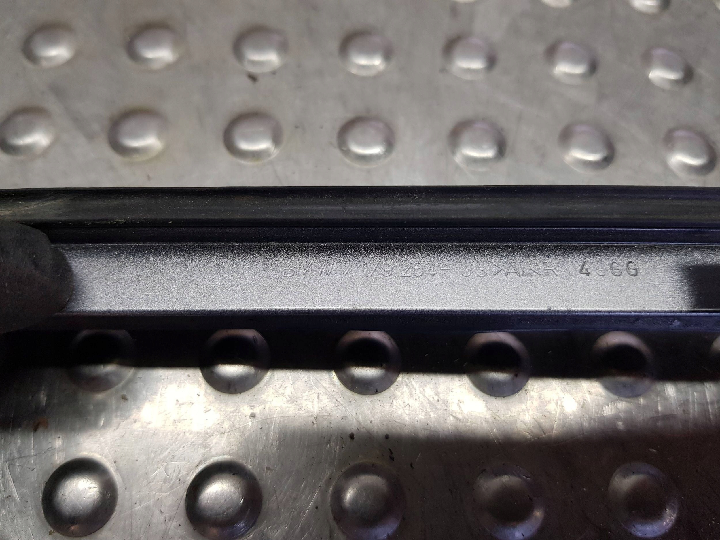 moulding windows CZOLOWEJ right 7179264 BMW 3 E90 E91