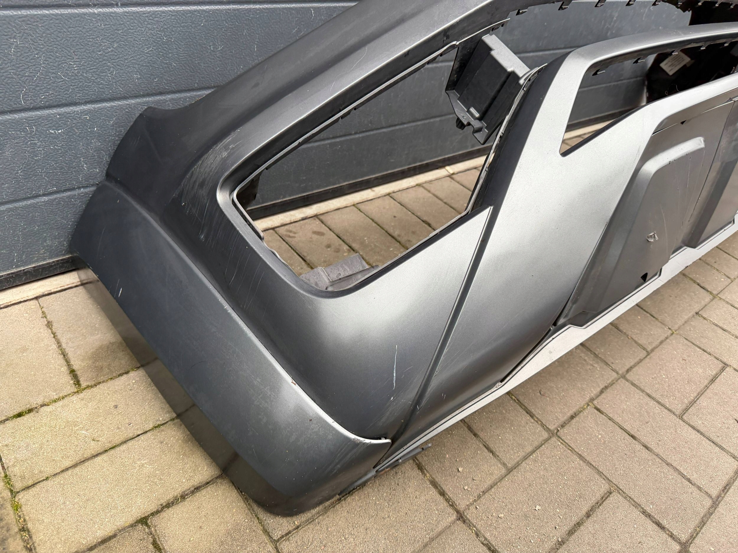 VW AMAROK 16-20 2H6 front bumper front 2016-2020