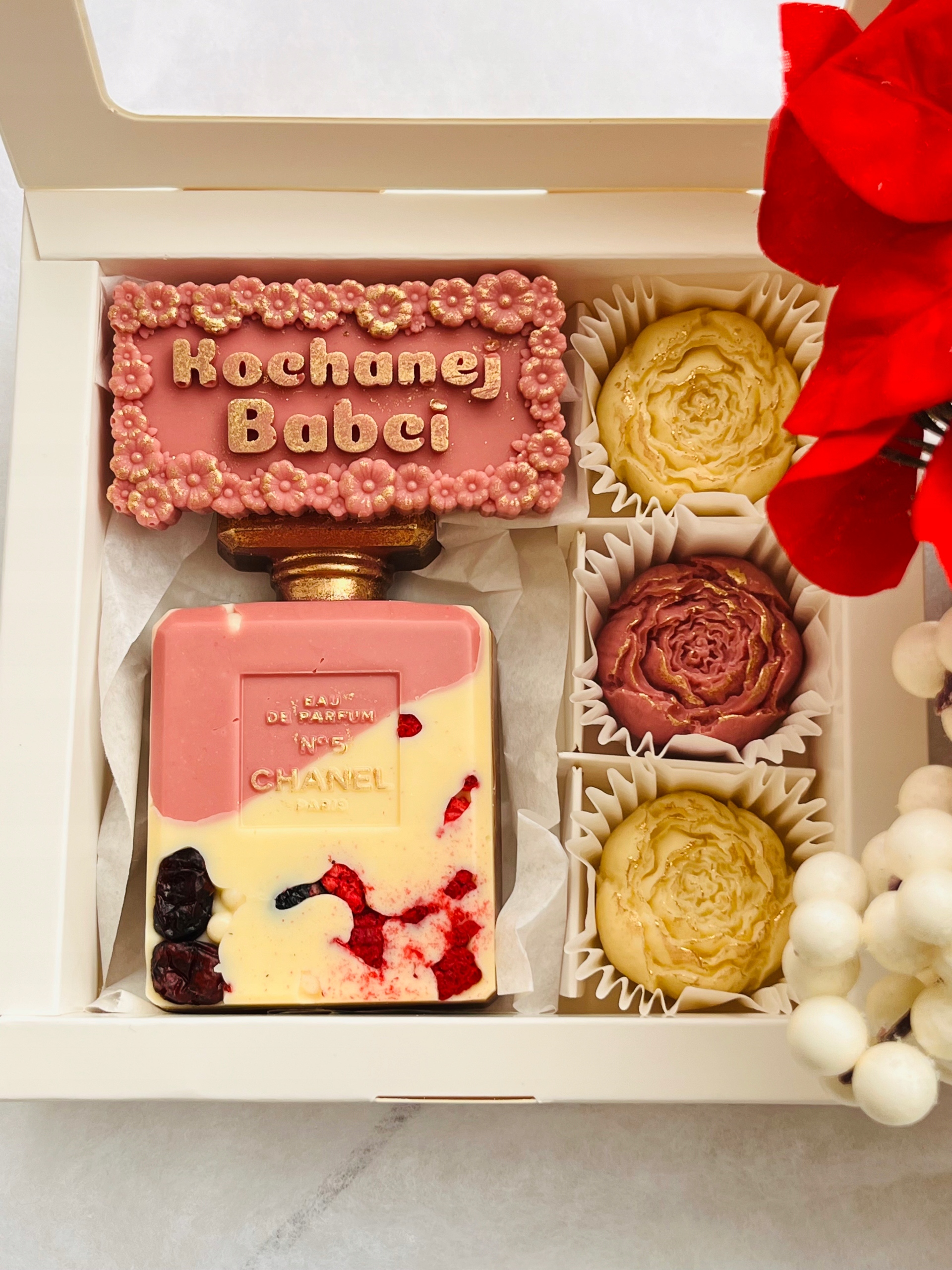 Levně Sada čokoládek pro milovanou babičku Dárek k svátku babiček – sladký dárek