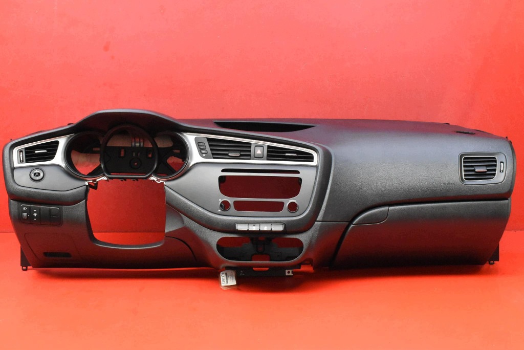 dashboard instrument panel console cockpit airbag EU KIA CEED 2 II LIFT 15-18