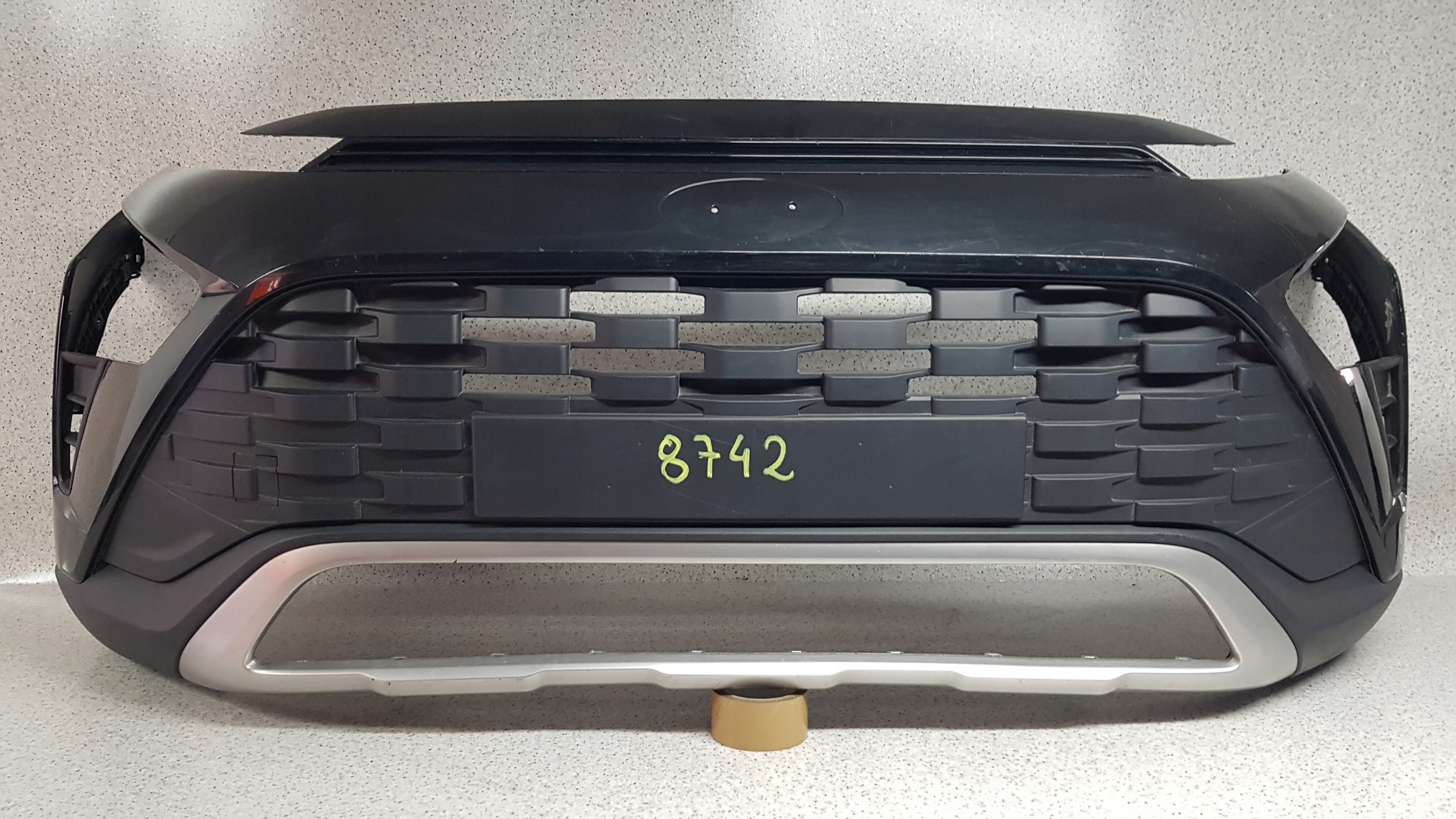 HYUNDAI BAYON 2021 - bumper front 8742