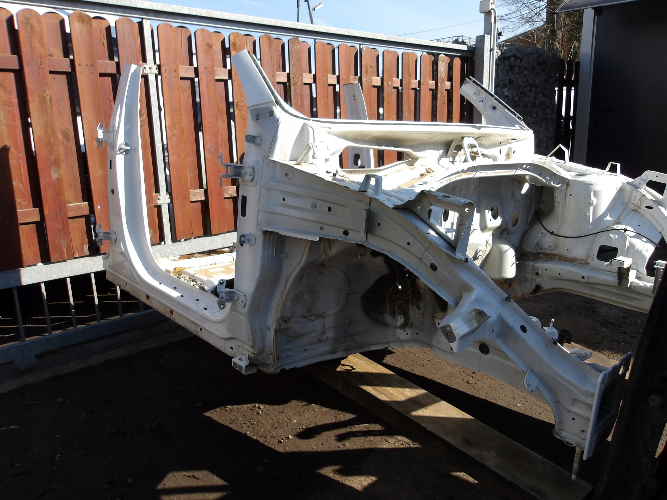 KIA SORENTO IV 20-23 quarter right left front