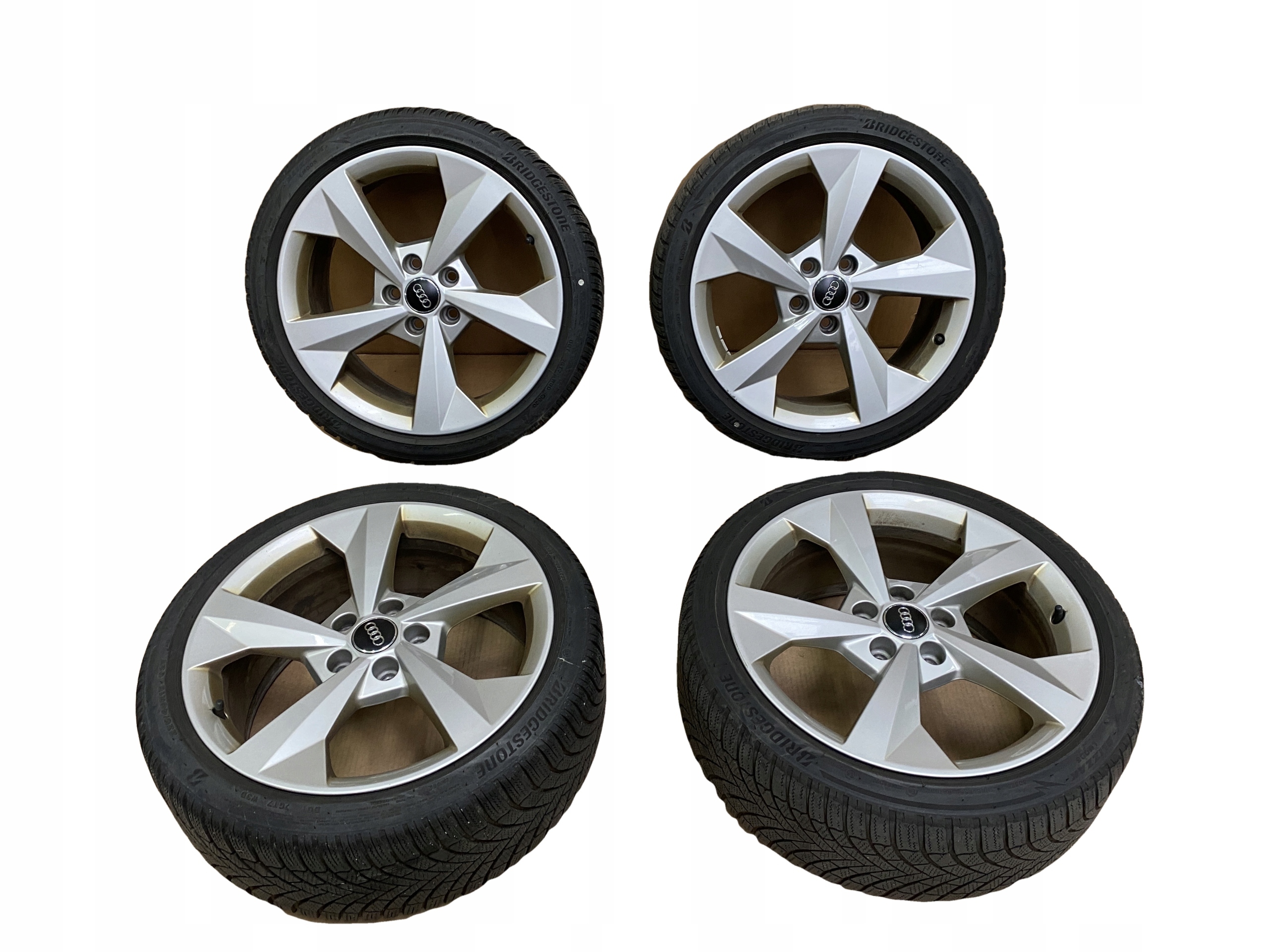 AUDI A3 8Y wheels discs 225/40R18 BRIDGESTONE ZIMA