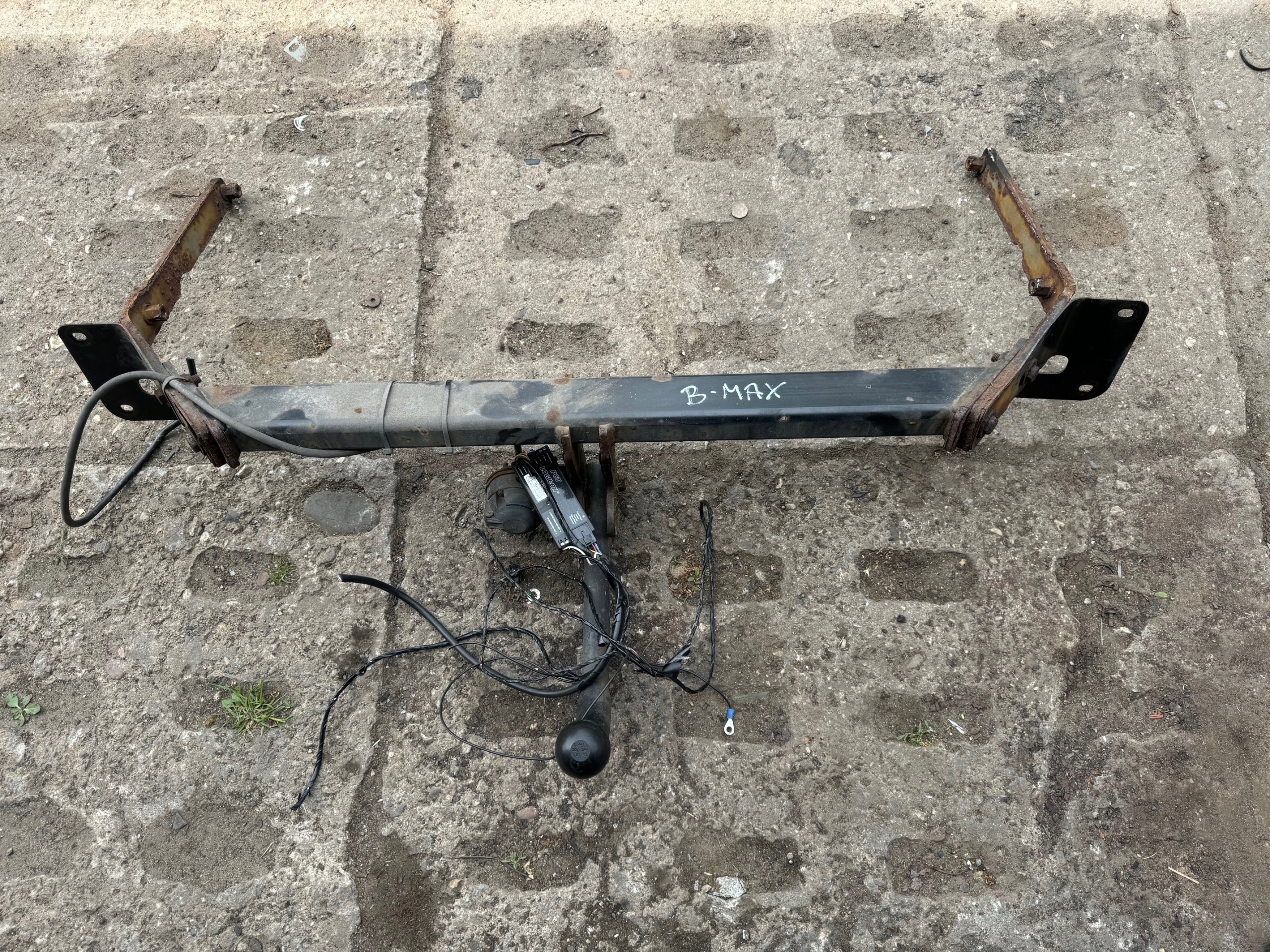 B-MAX HAK HOLOWNICZY WESTFALIA 2017R