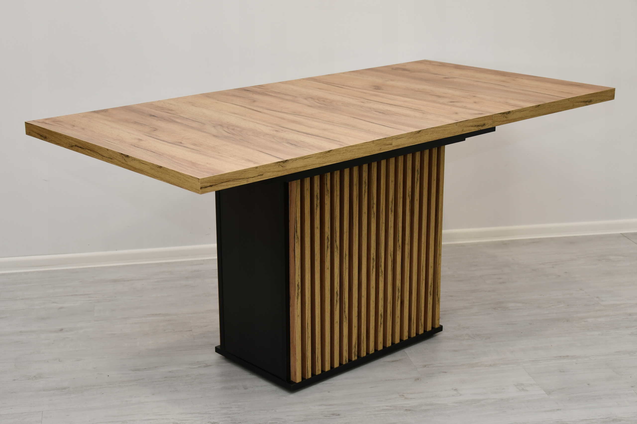 stół typu wyspa prostokąt rozkładany / lamele dąb kraft złoty Marka Sandow