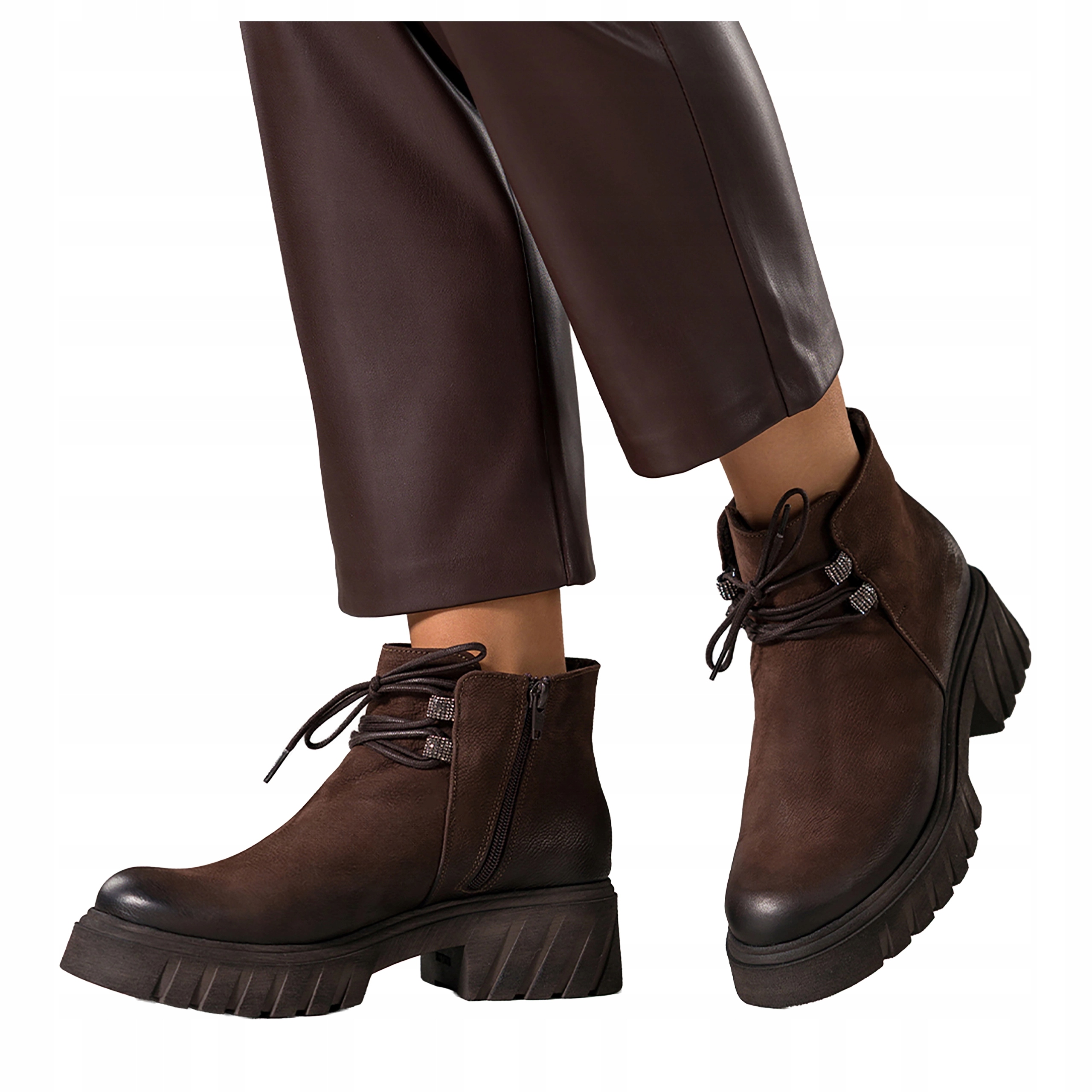 Čokoládové dámské kotníkové boty Módní Šněrovací s koženými ozdobami Polské vel. 41