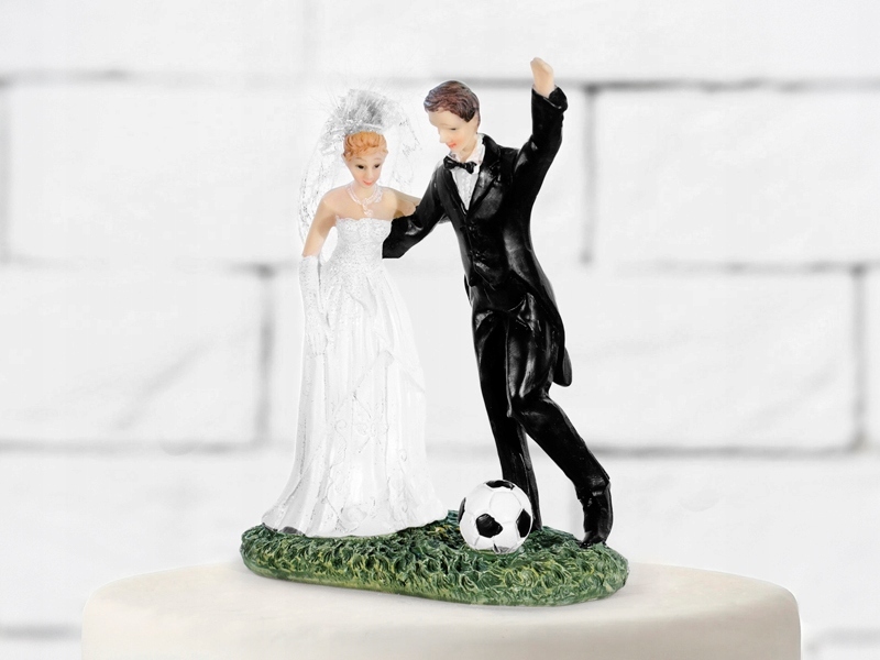 

Tort Stół Ślub Figurka Para Młoda z piłką nożną 14