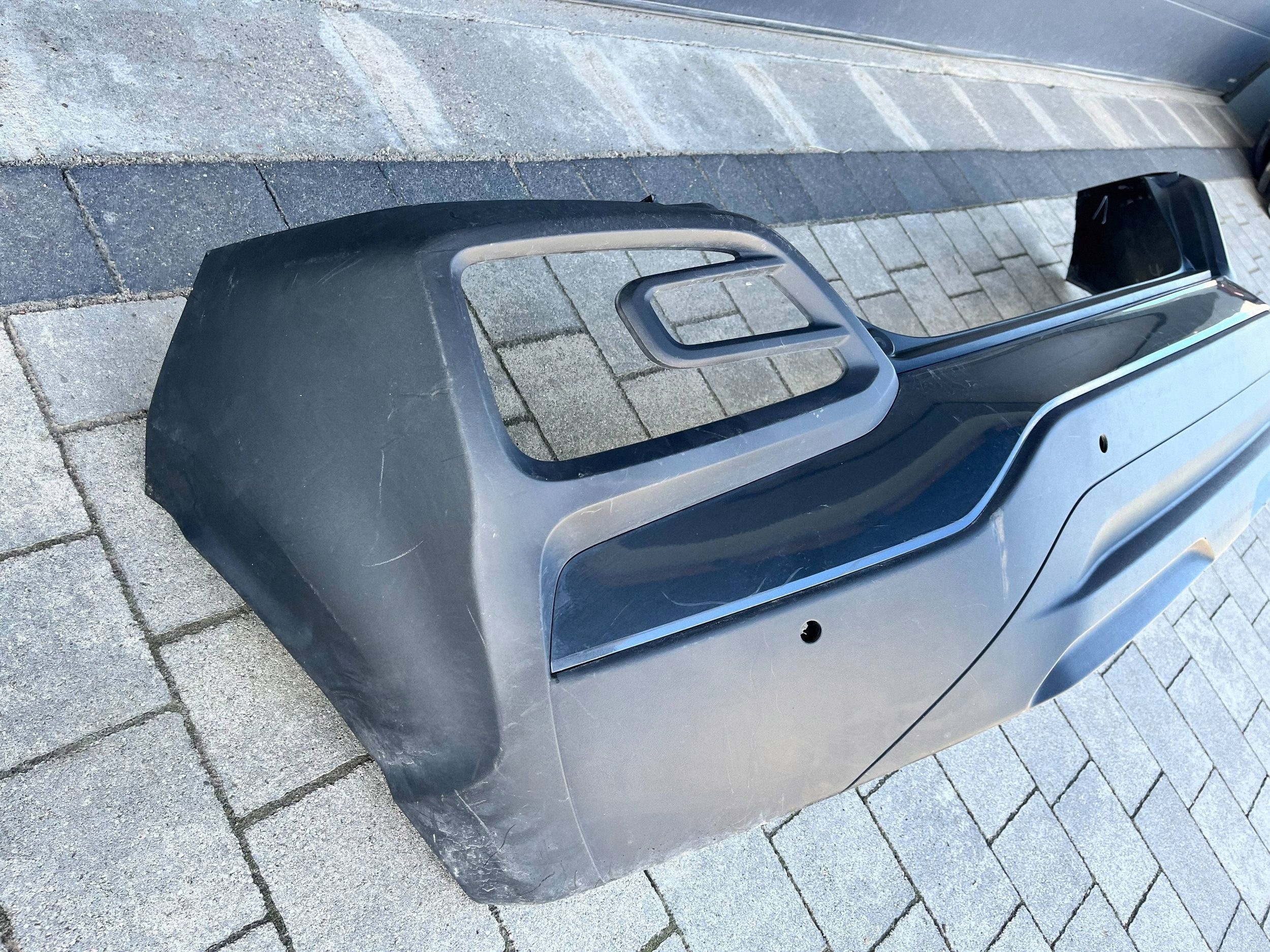 Paraurti posteriore HYUNDAI KONA e 86610-J9000 @M