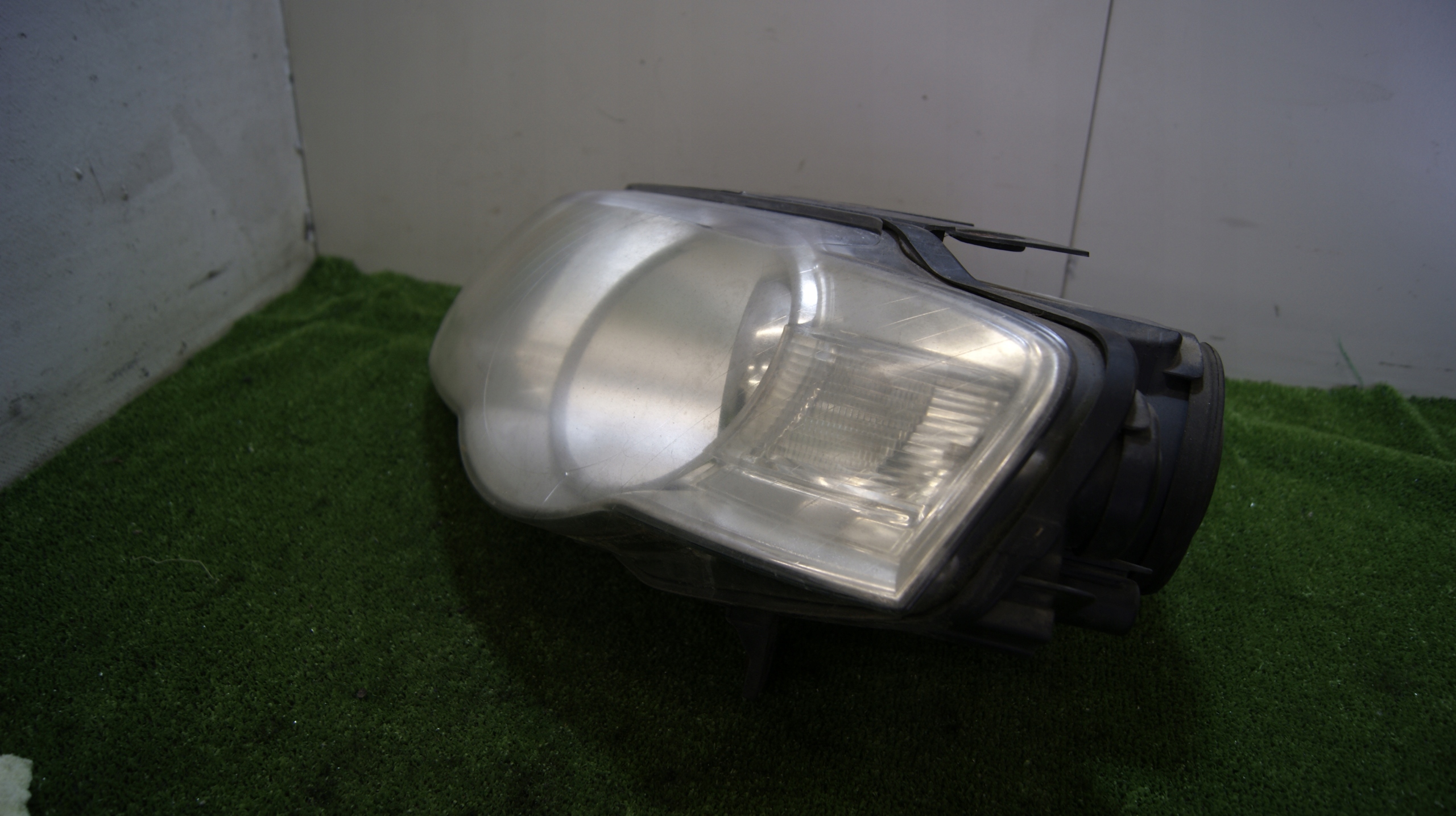 light left front VOLKSWAGEN PASSAT B6 lens 3C0941005Q 1EL247014-11