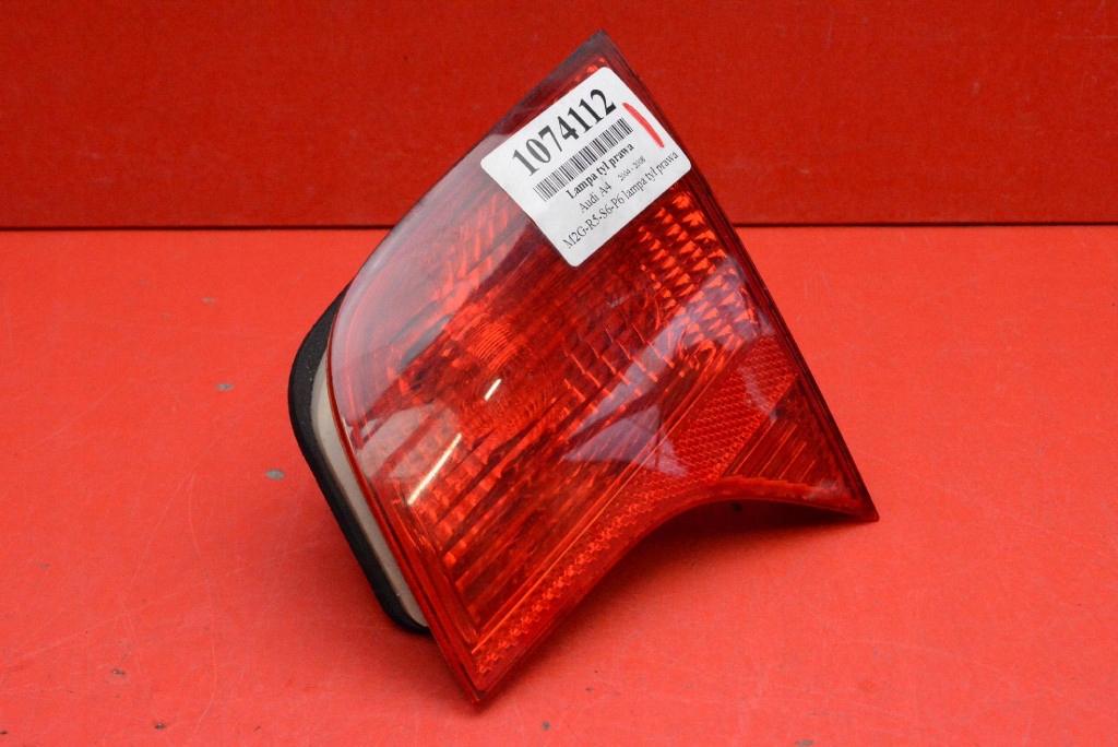 light right rear part rear 8E5945094A AUDI A4 B7 sedan 04-08