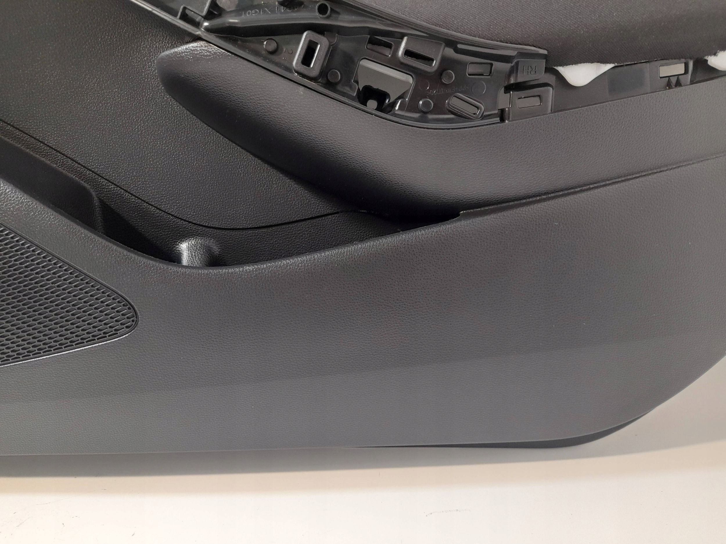 Toyota Corolla E210 E21 side door front right 67611-X1601 (ET126)