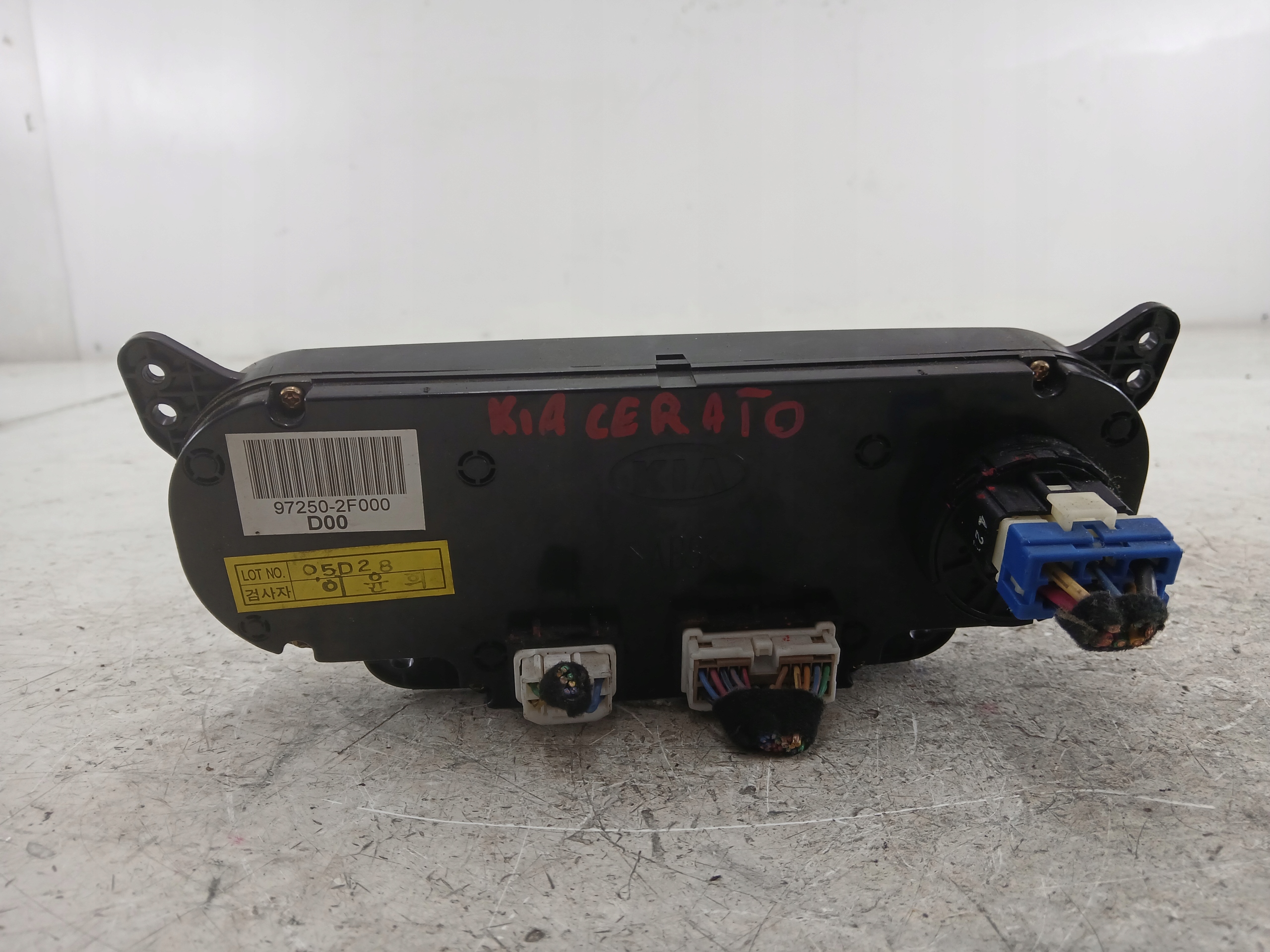 KIA CERATO e COMANDI CLIMA 97250-2F000