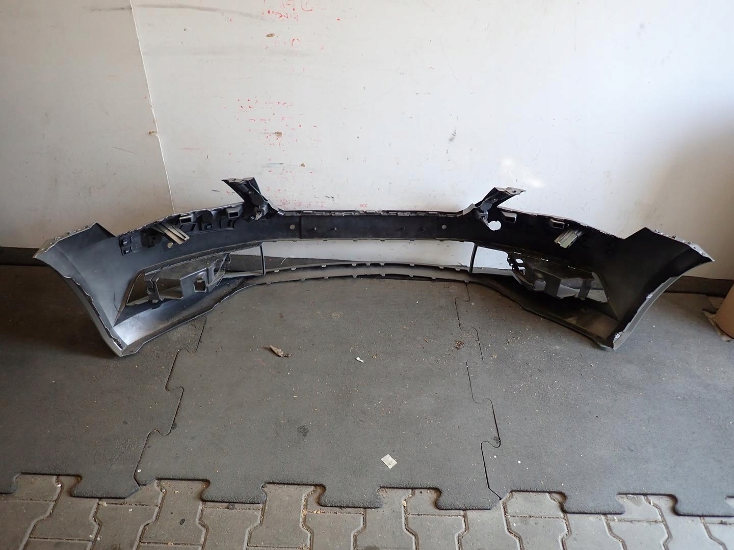 bumper front front SKODA SUPERB III 2015-2019 3V0807221
