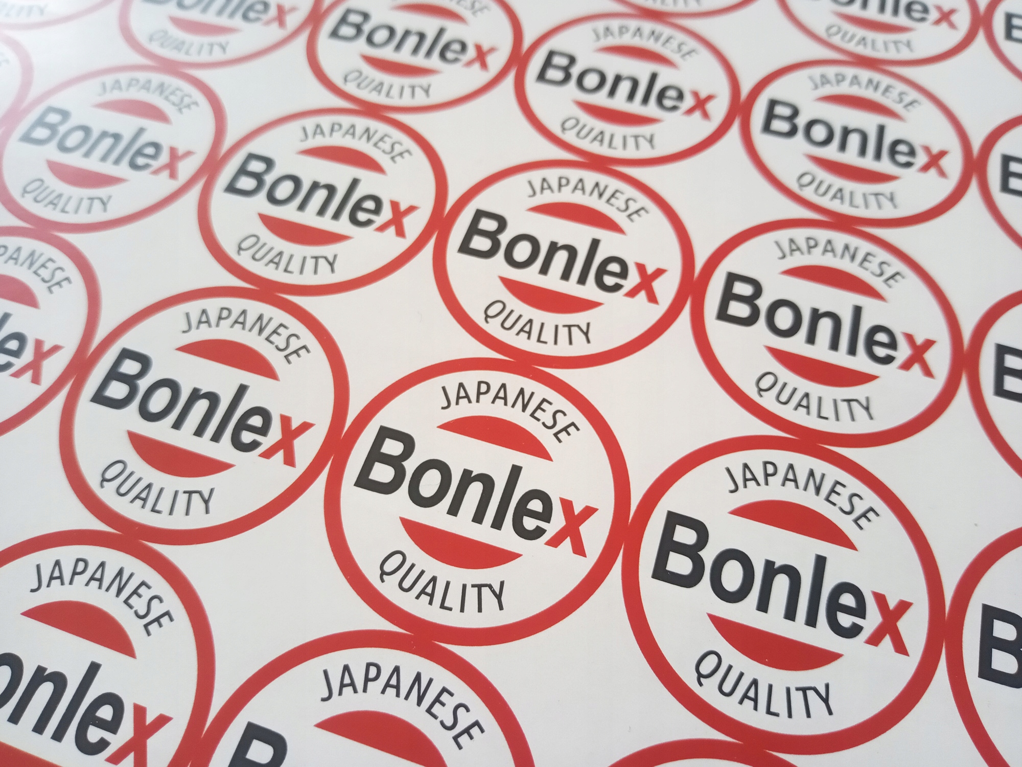 

Wydruk Naklejki Reklamowe, logo, dowolny nadruk