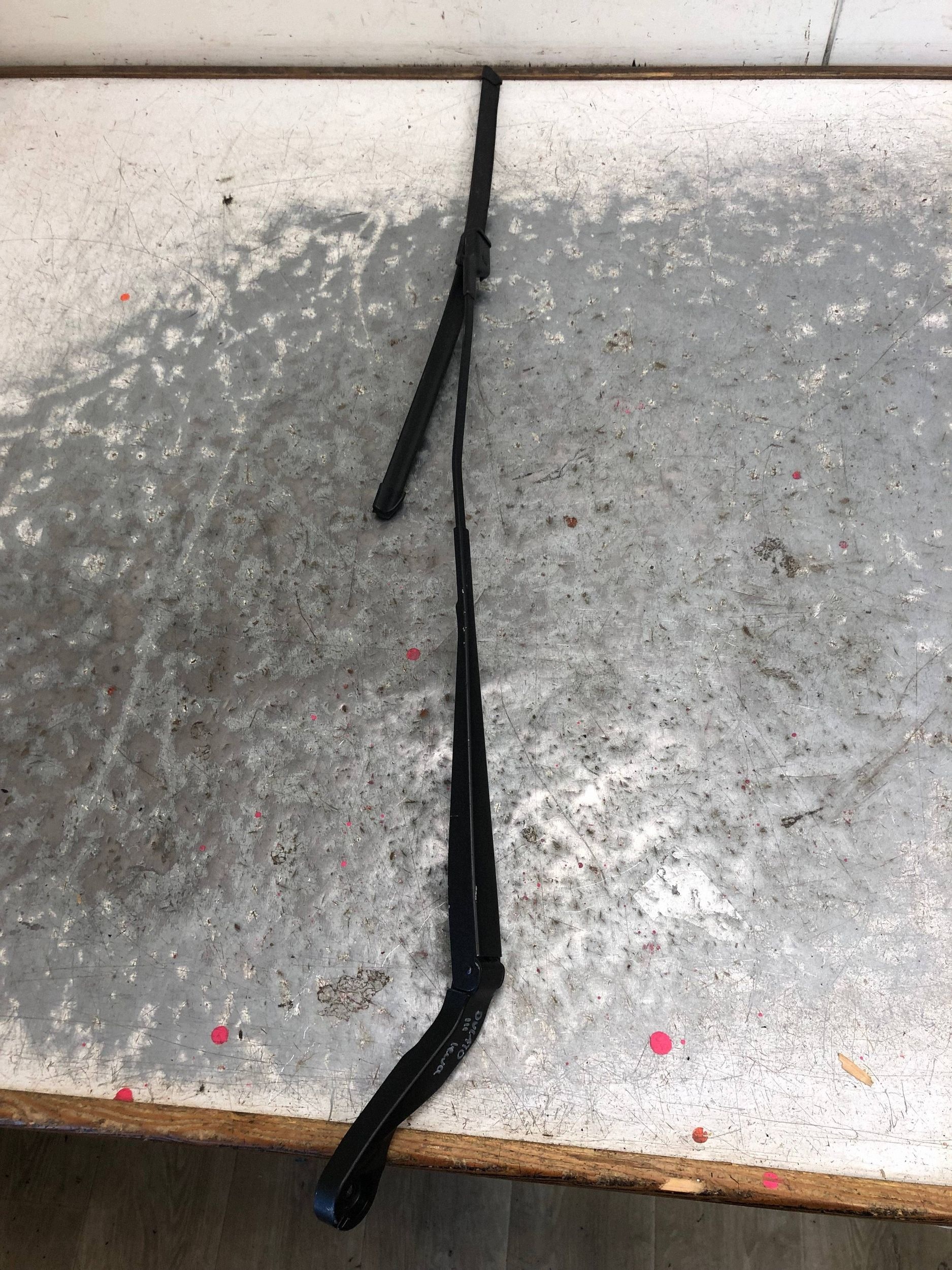 wiper arm left FIAT DUCATO III