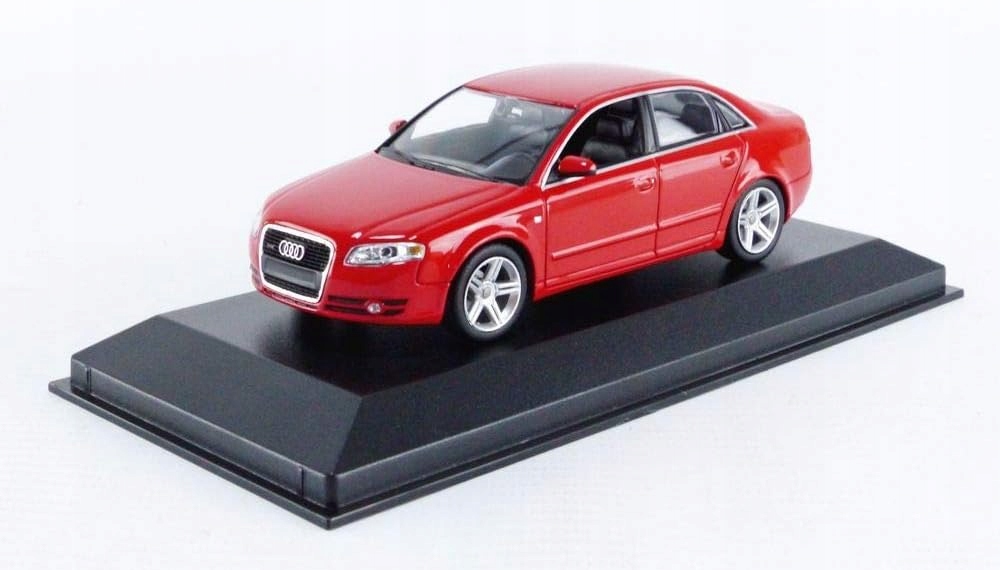Audi A4 2004 Red 1:43 Maxichamps 940014401