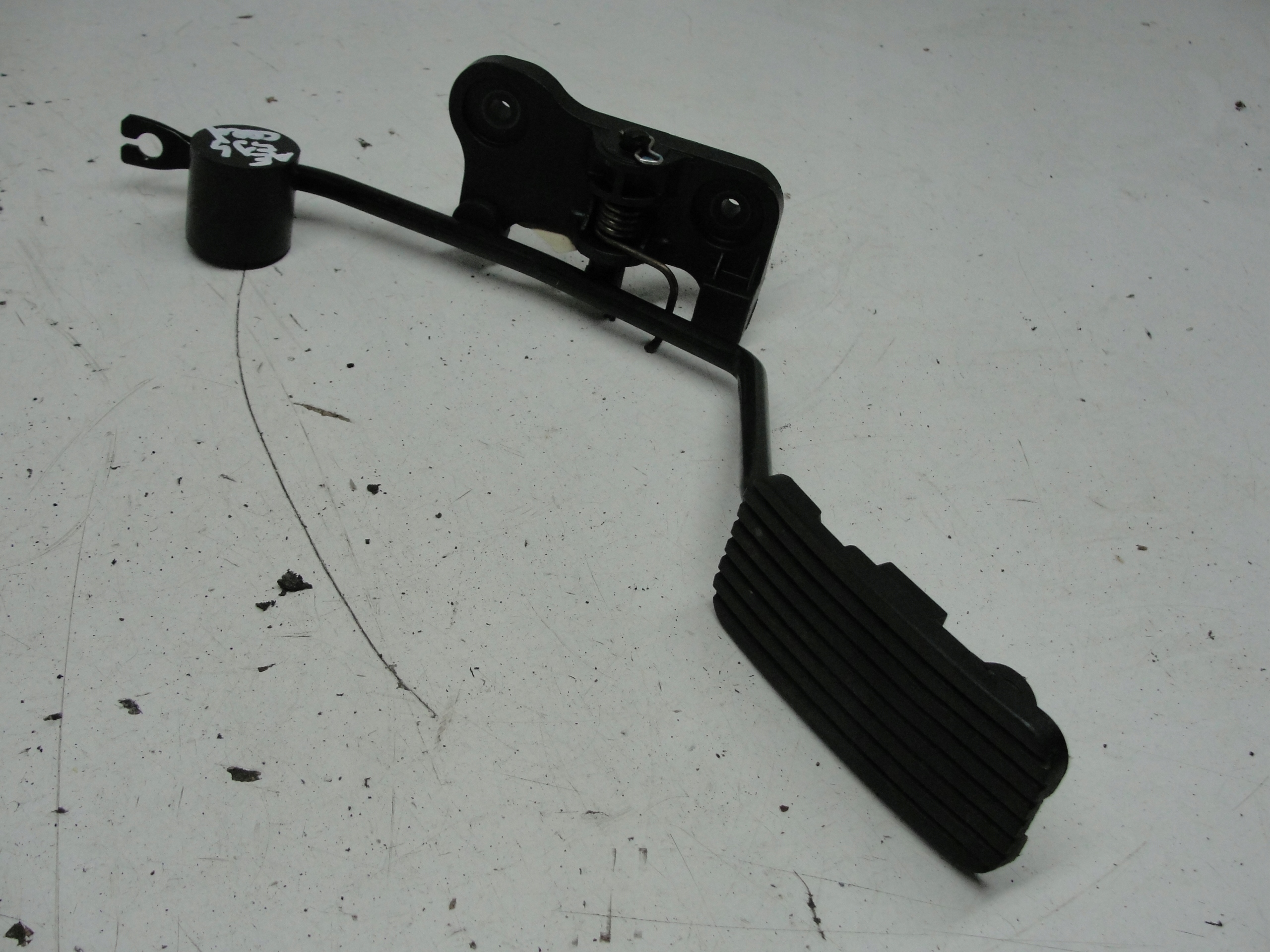 PEDAŁ GAZU KIA CEED I