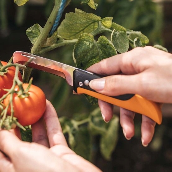 Fiskars складной нож X-series K80 1062819 Длина лезвия 7,7 см