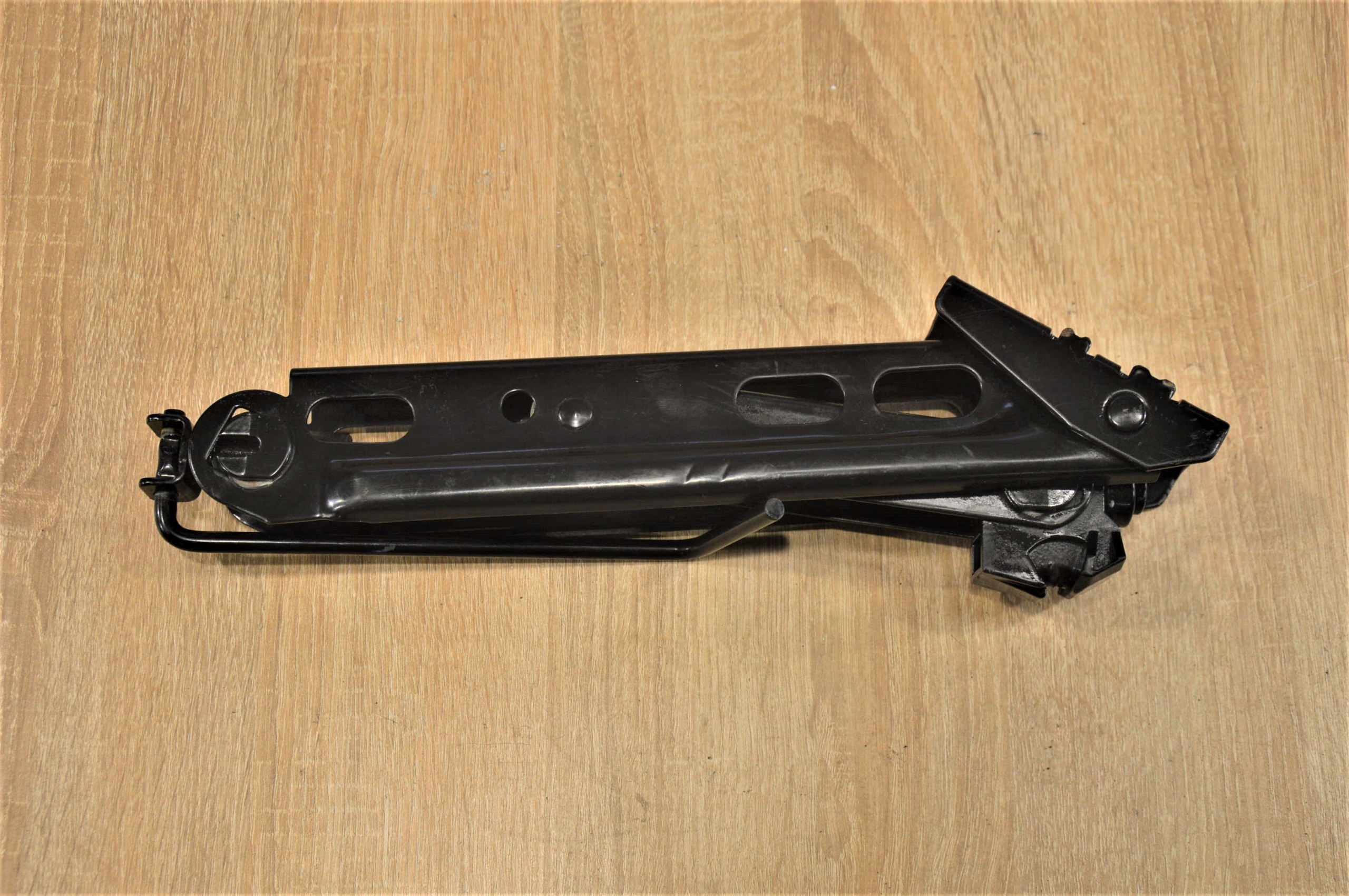 Автомобиль CHEVROLET AVEO T300