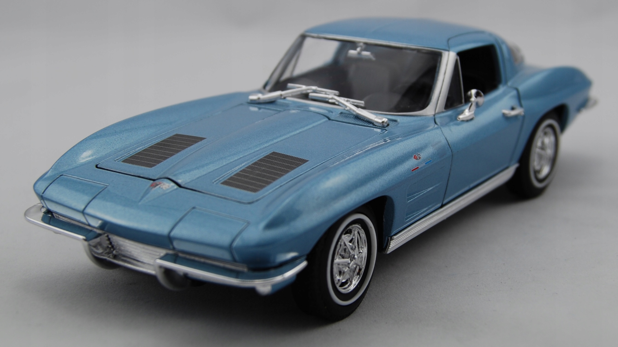 Welly 1963 Chevrolet Corvette C2 Modrá 1:24 Nový Kovový Model
