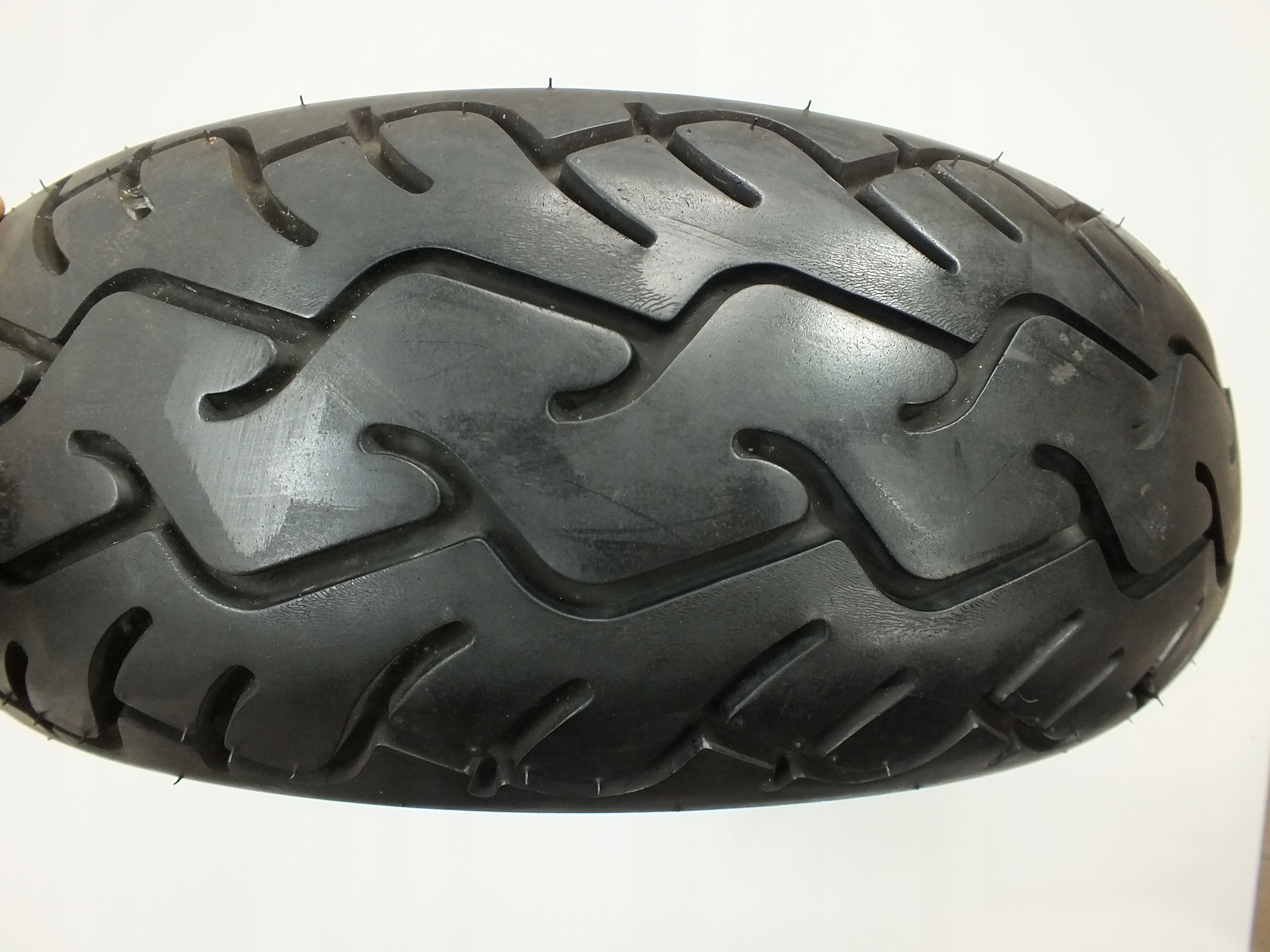 OPONA PIRELLI ROUTE 180/70-15 DOT 4810