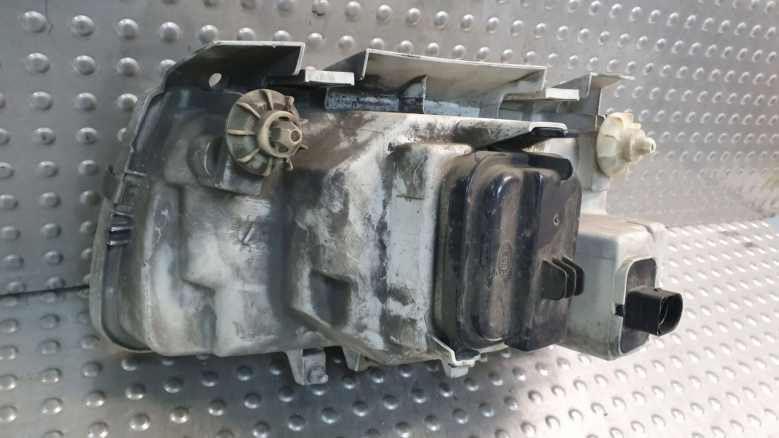 light front right VW POLO III 94- 6N1941016