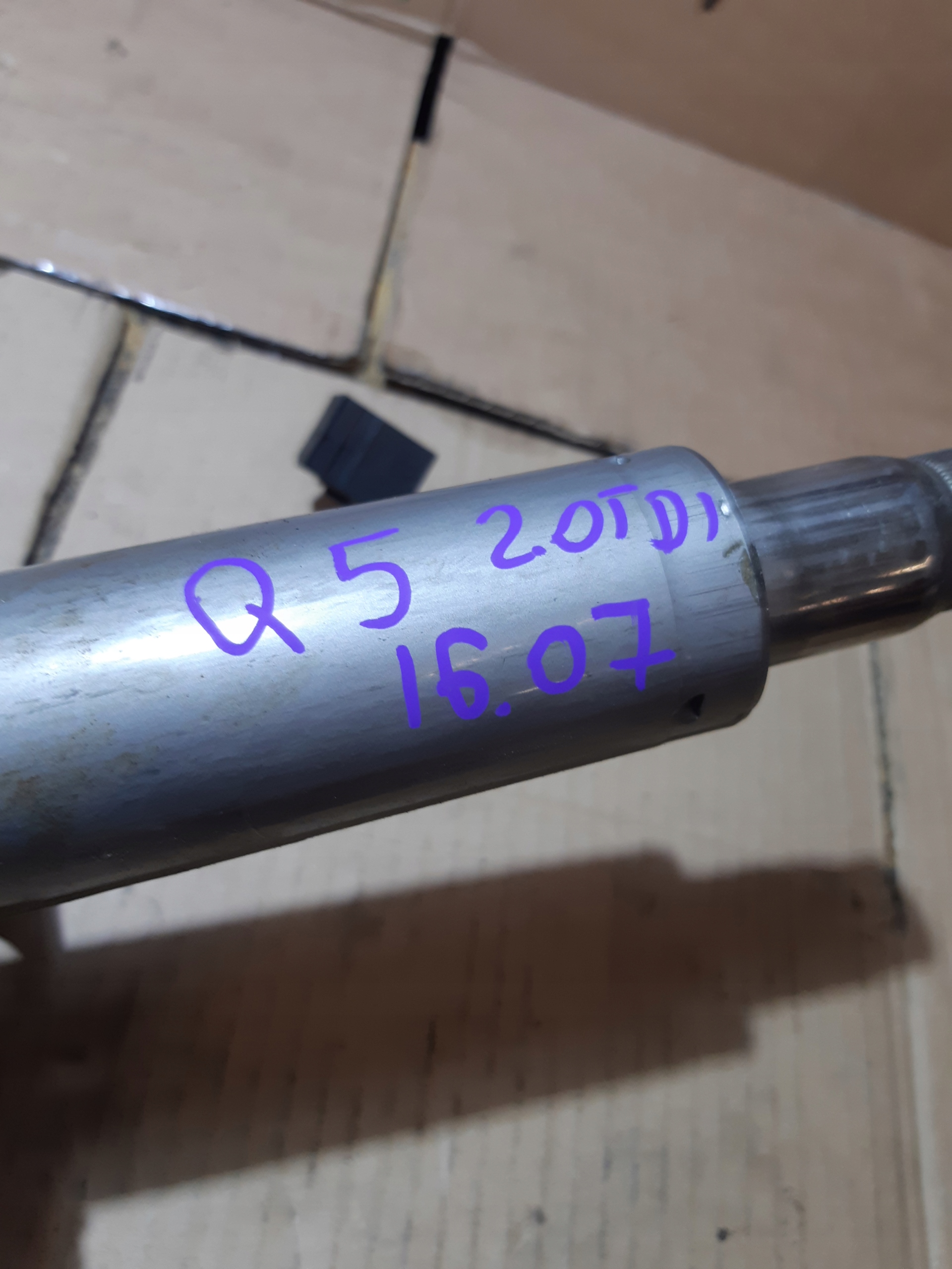 AUDI Q5 8R steering wheel rod 8R0419506K