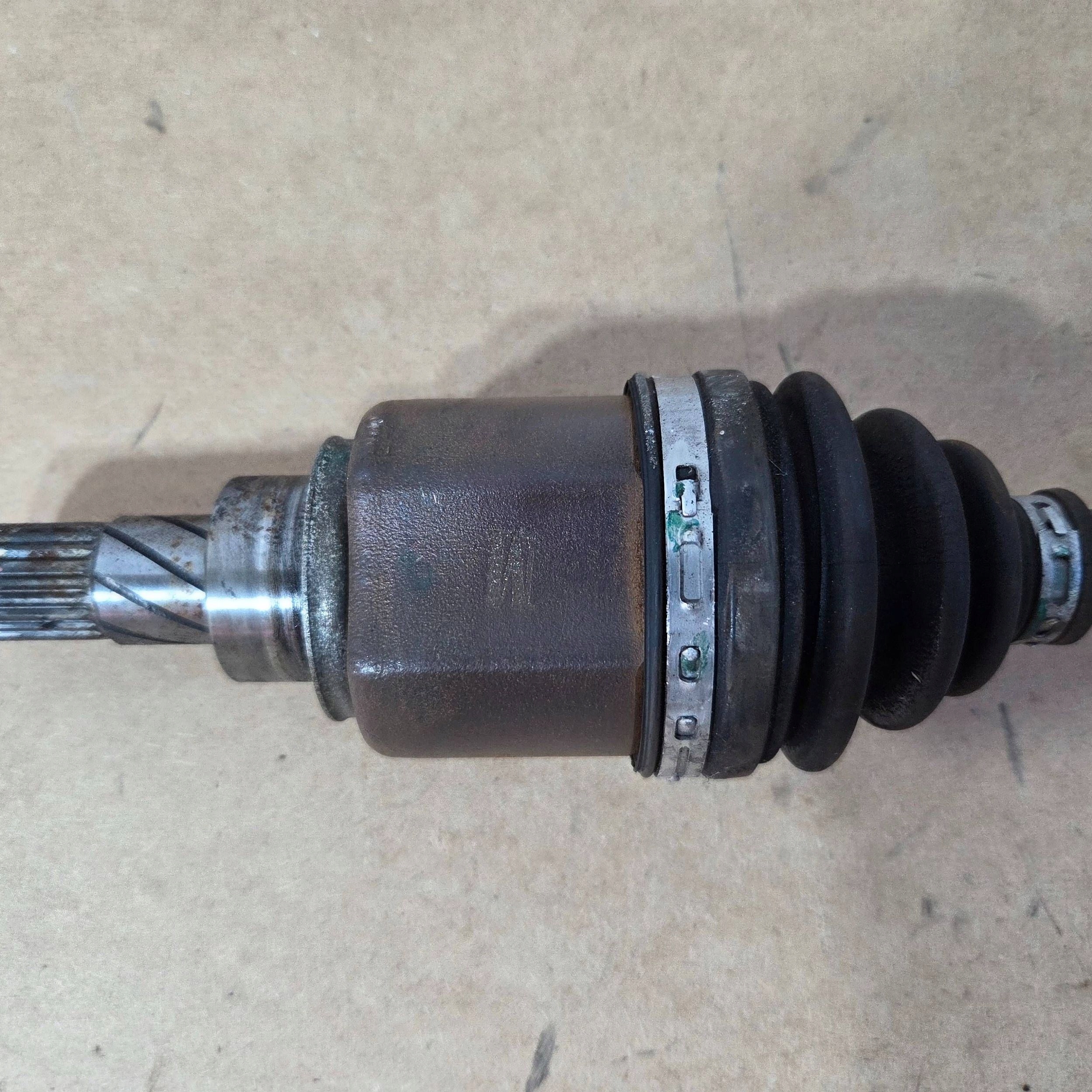 Nissan X-Trail T32 semi-axis rear right (P755)