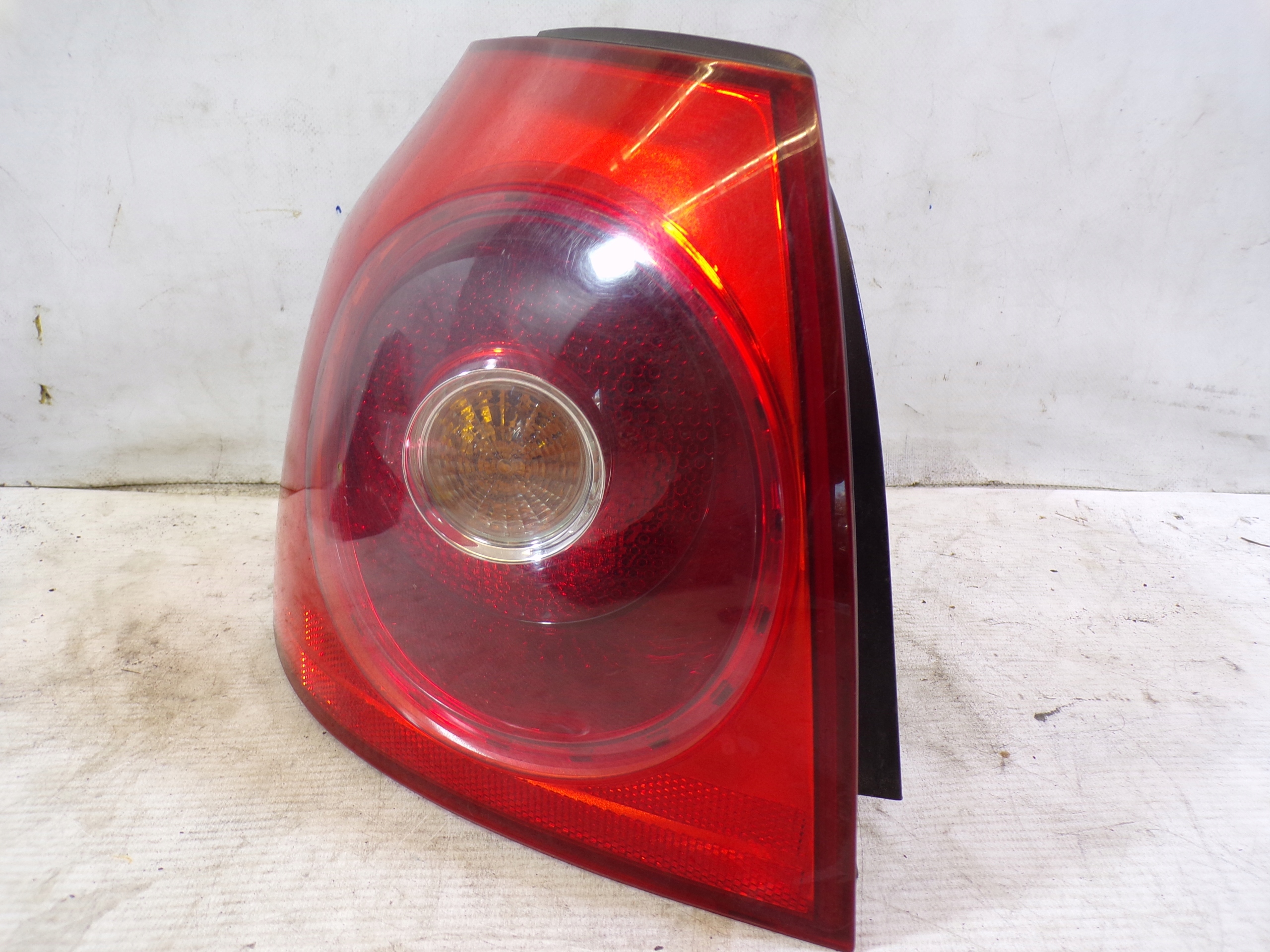 light rear rear part left VOLKSWAGEN GOLF 5 V HB (4) (K)