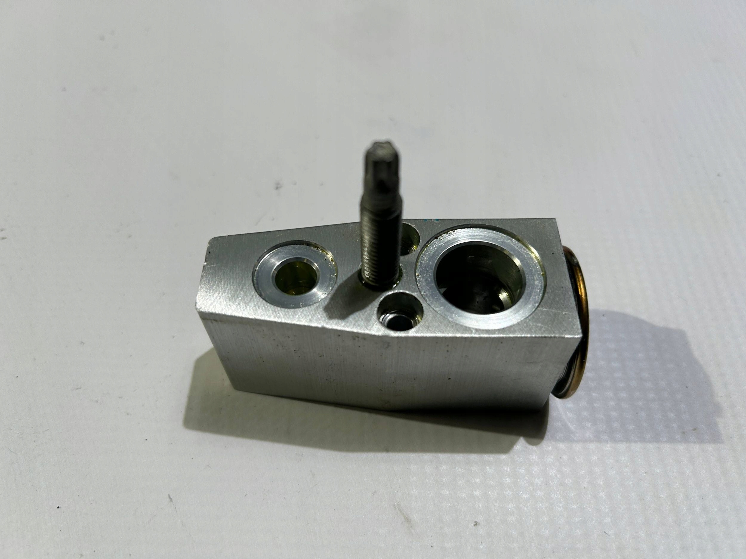 Sensor rozprezny klimaanlage Ford Explorer V 2011