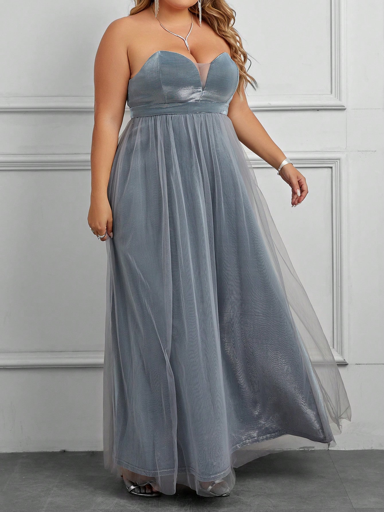 Šaty Večerní Metalická Tylová Rozevřená Stříbrná Shein 4XL