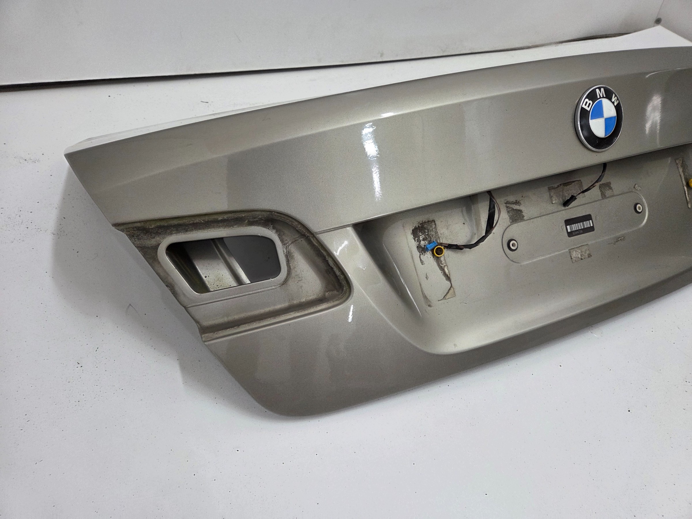trunk door boot BMW E92 PLATINBRONZE A53/8