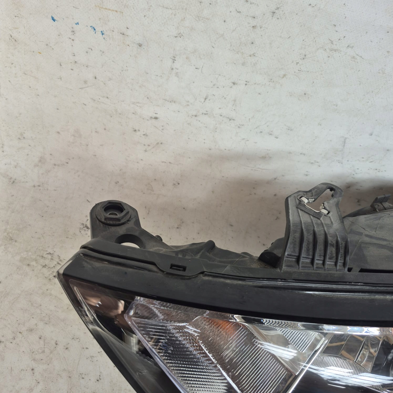 AUDI A1 II 82A light left front front ZWYKLA 82A941003