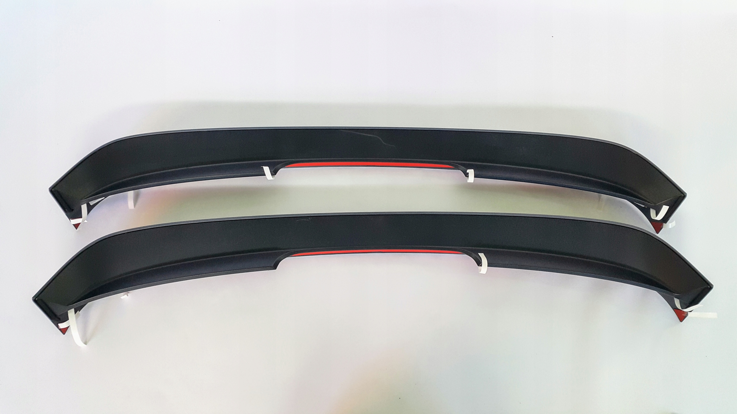 SPOJLER LOTKA KLAPY R-LINE VW TIGUAN 5NA827933 Typ samochodu Samochody osobowe