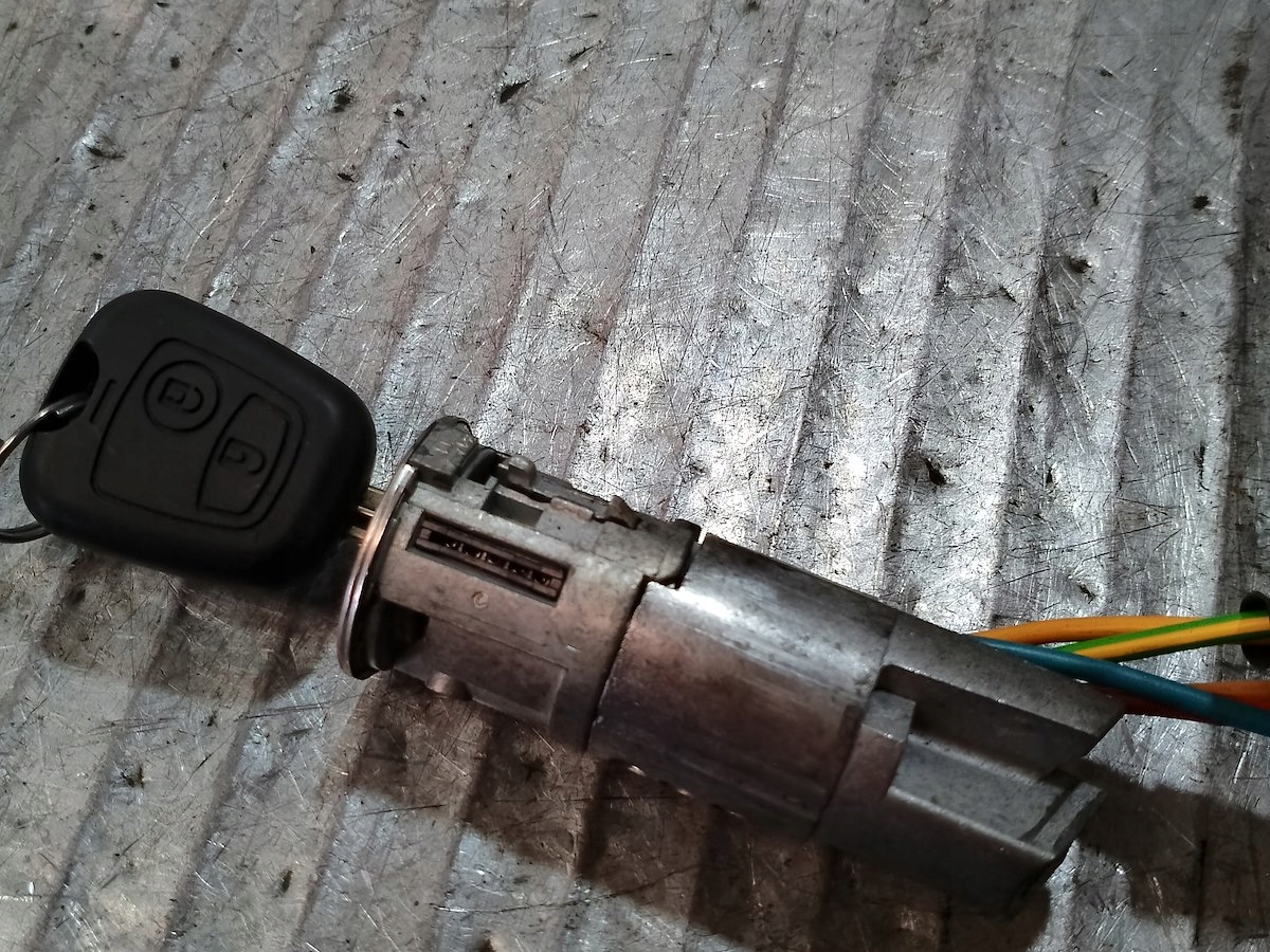 STACYJKA CITROEN XSARA PICASSO Typ samochodu Samochody osobowe