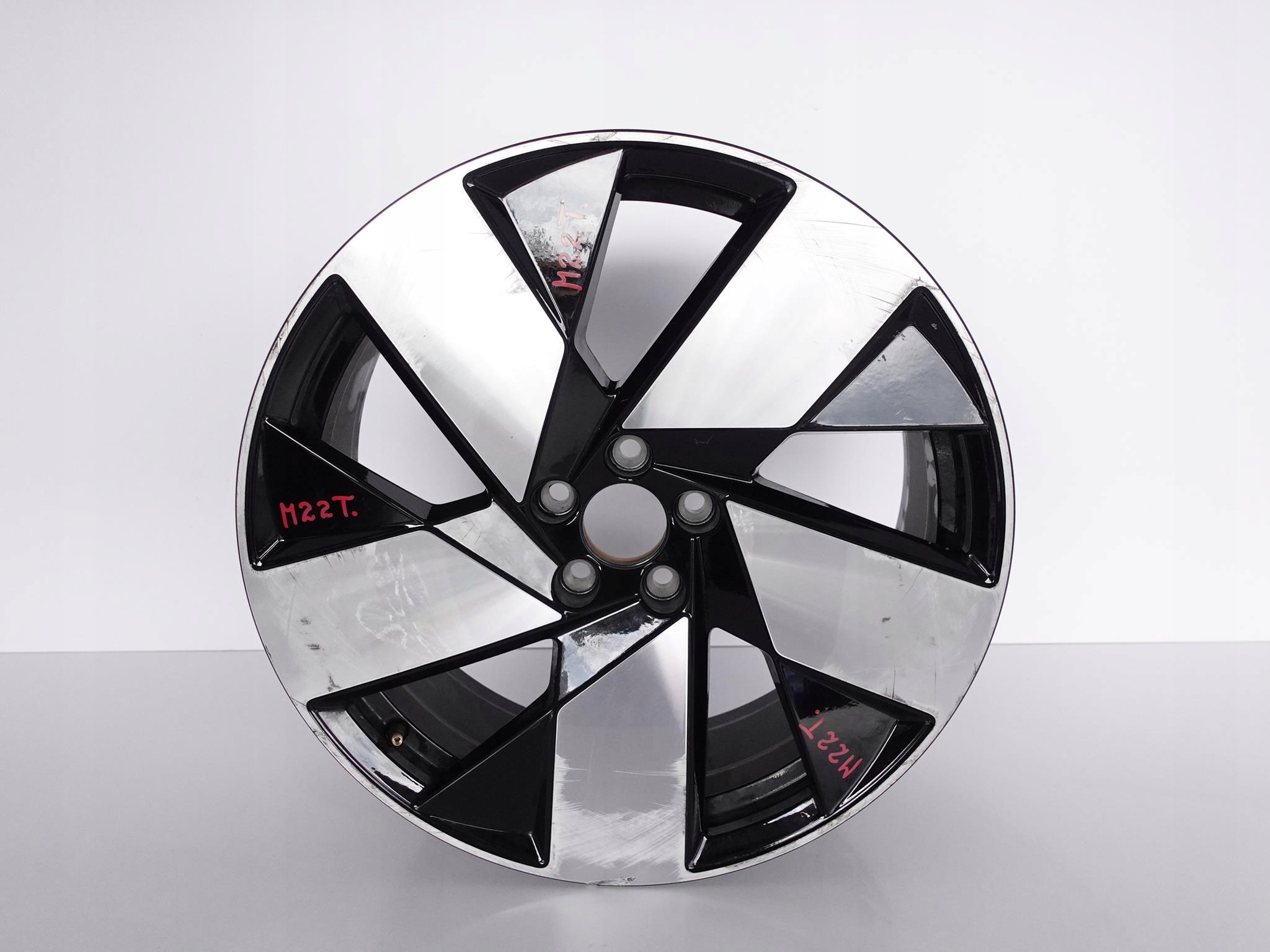 VOLVO XC40 disk 8JX20 ET50.5 5X108
